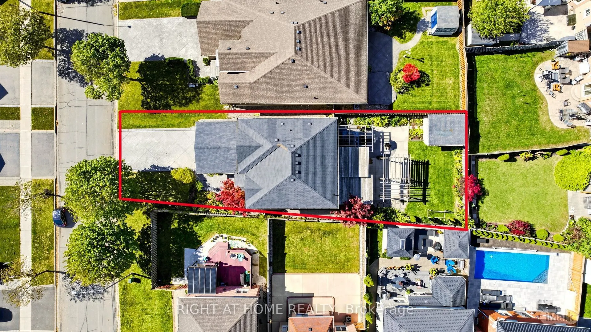 44 Robertson Close