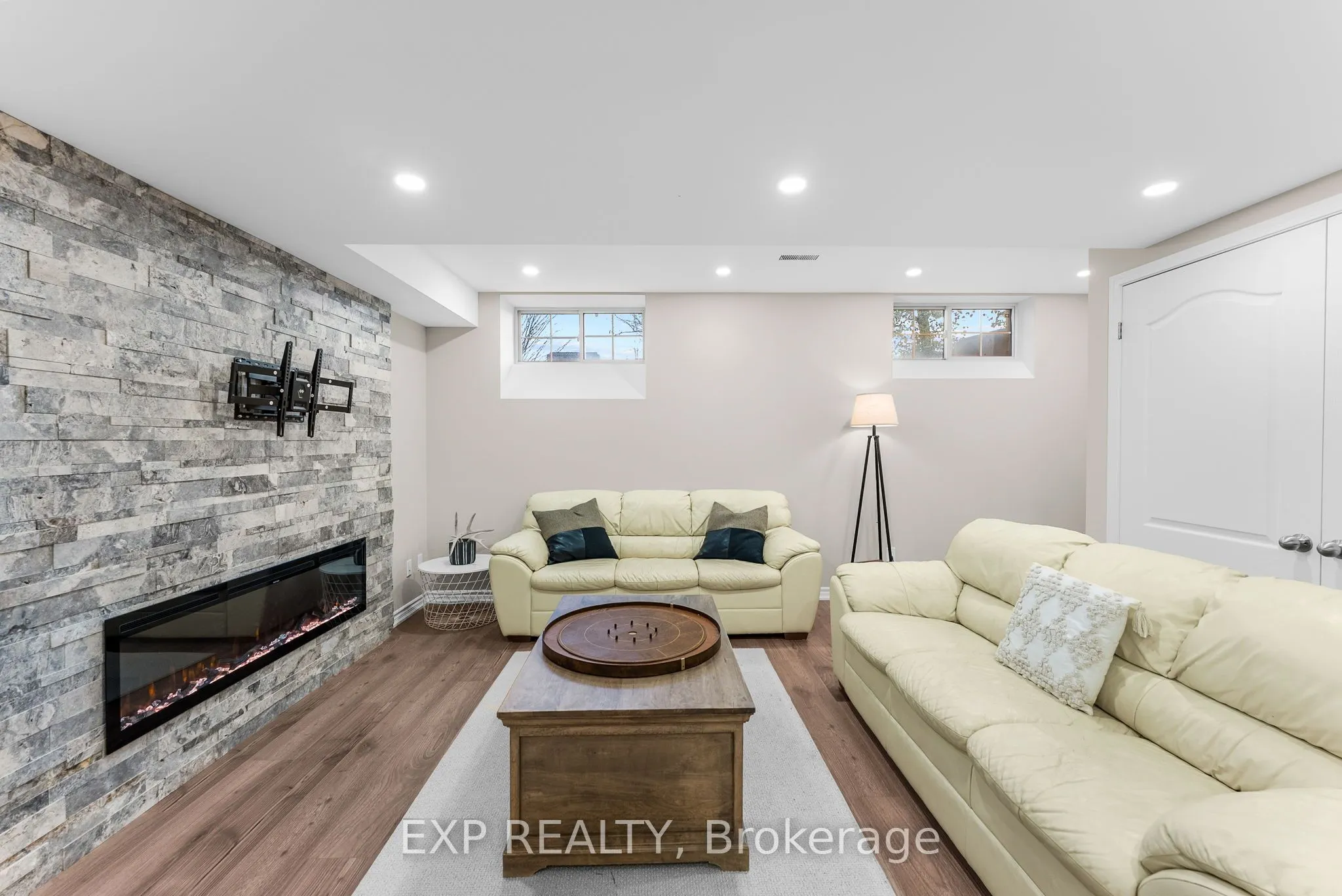 7 Vita Stephanie Court