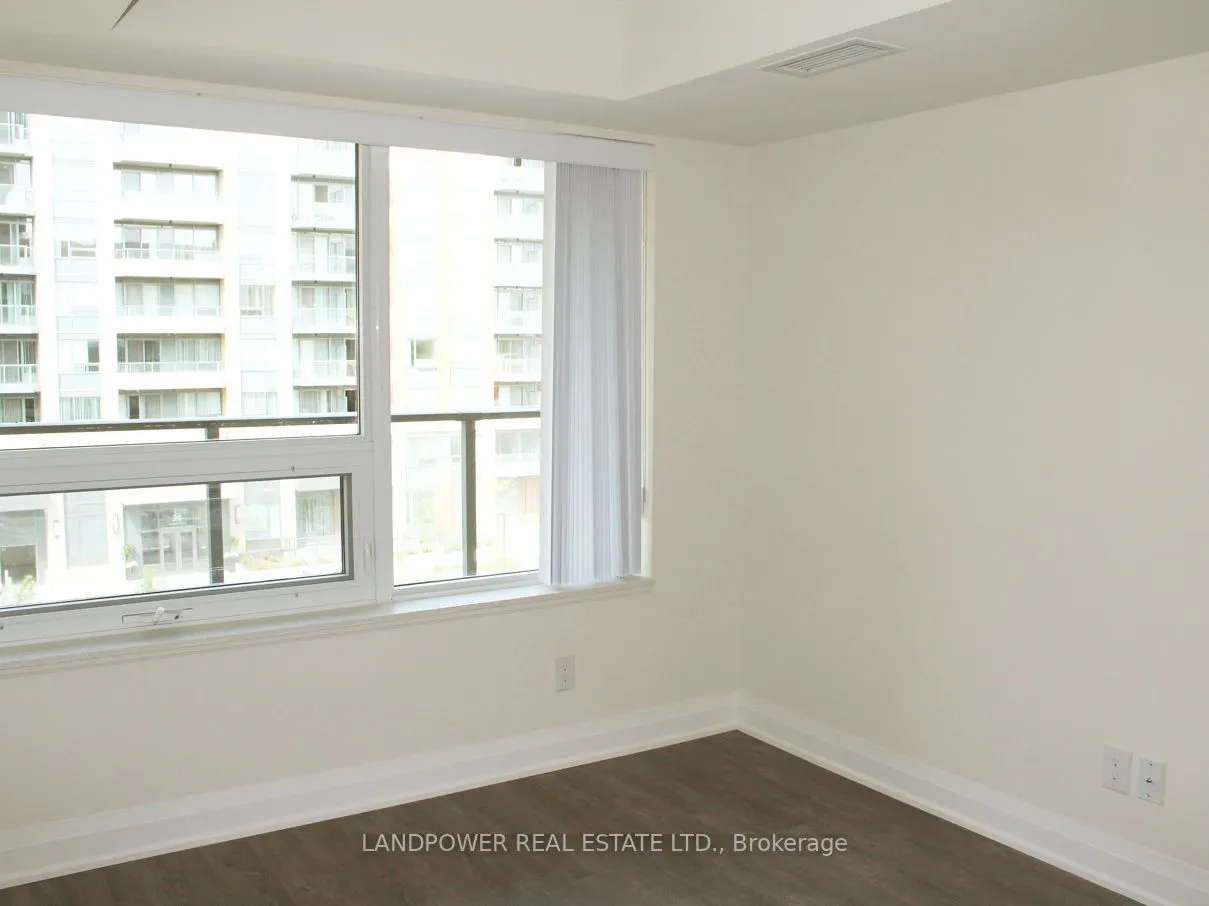 18 Uptown Drive #602