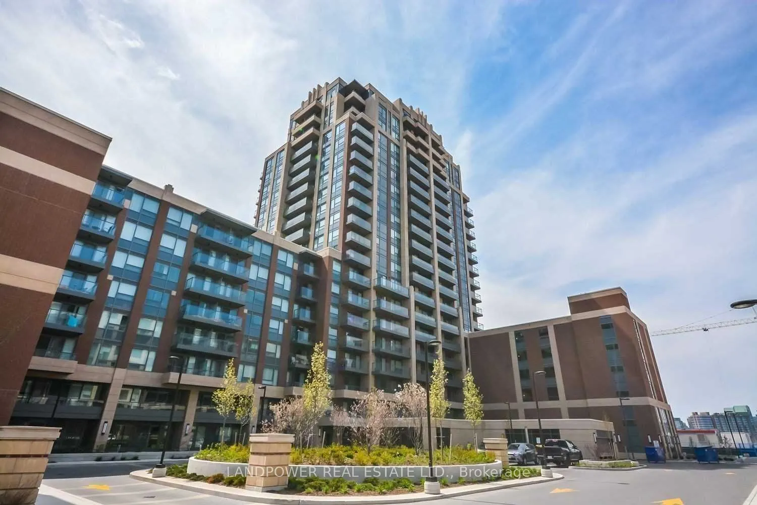 18 Uptown Drive #602