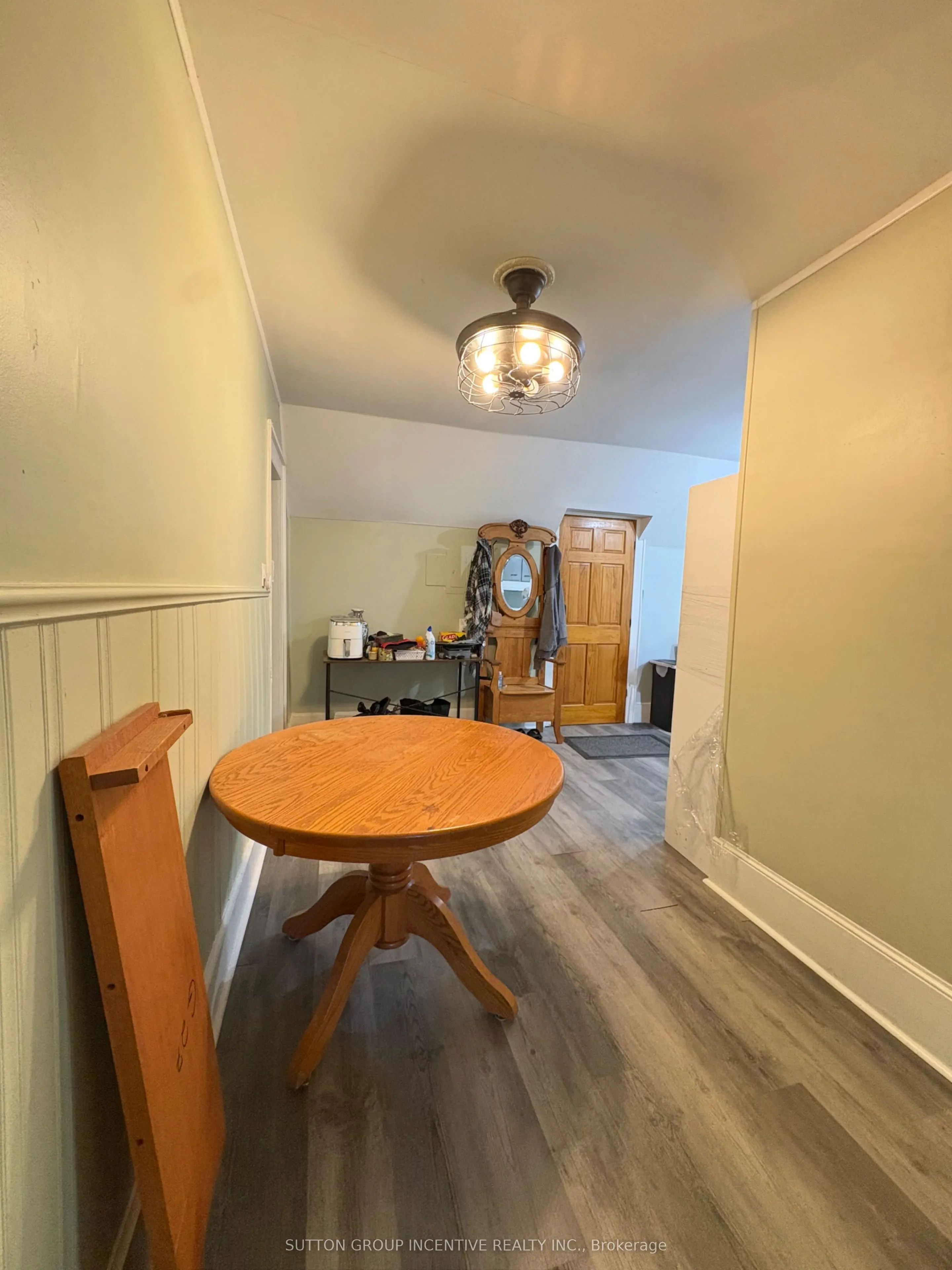 121 Main Street W ##3
