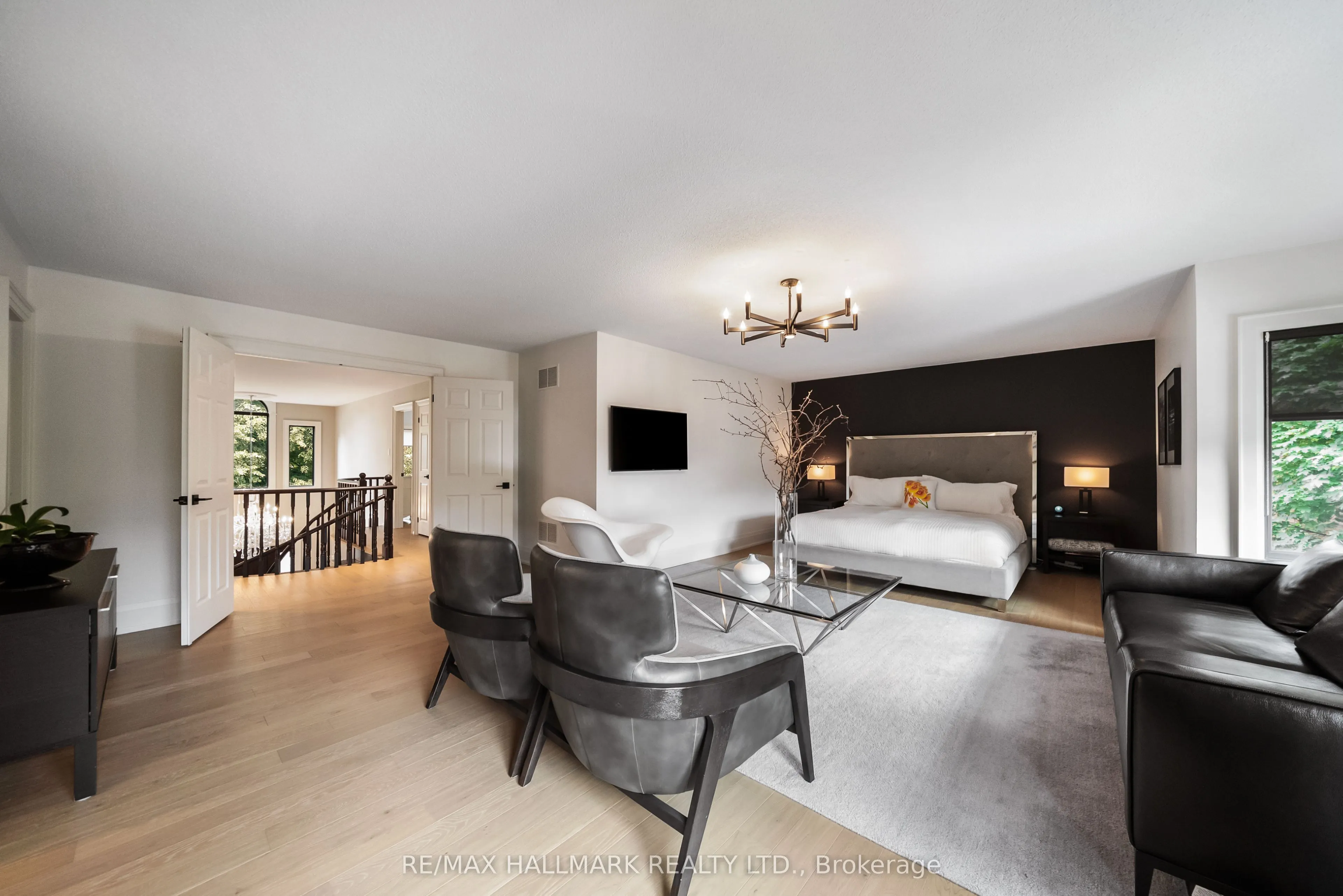 54 Theobalds Circle