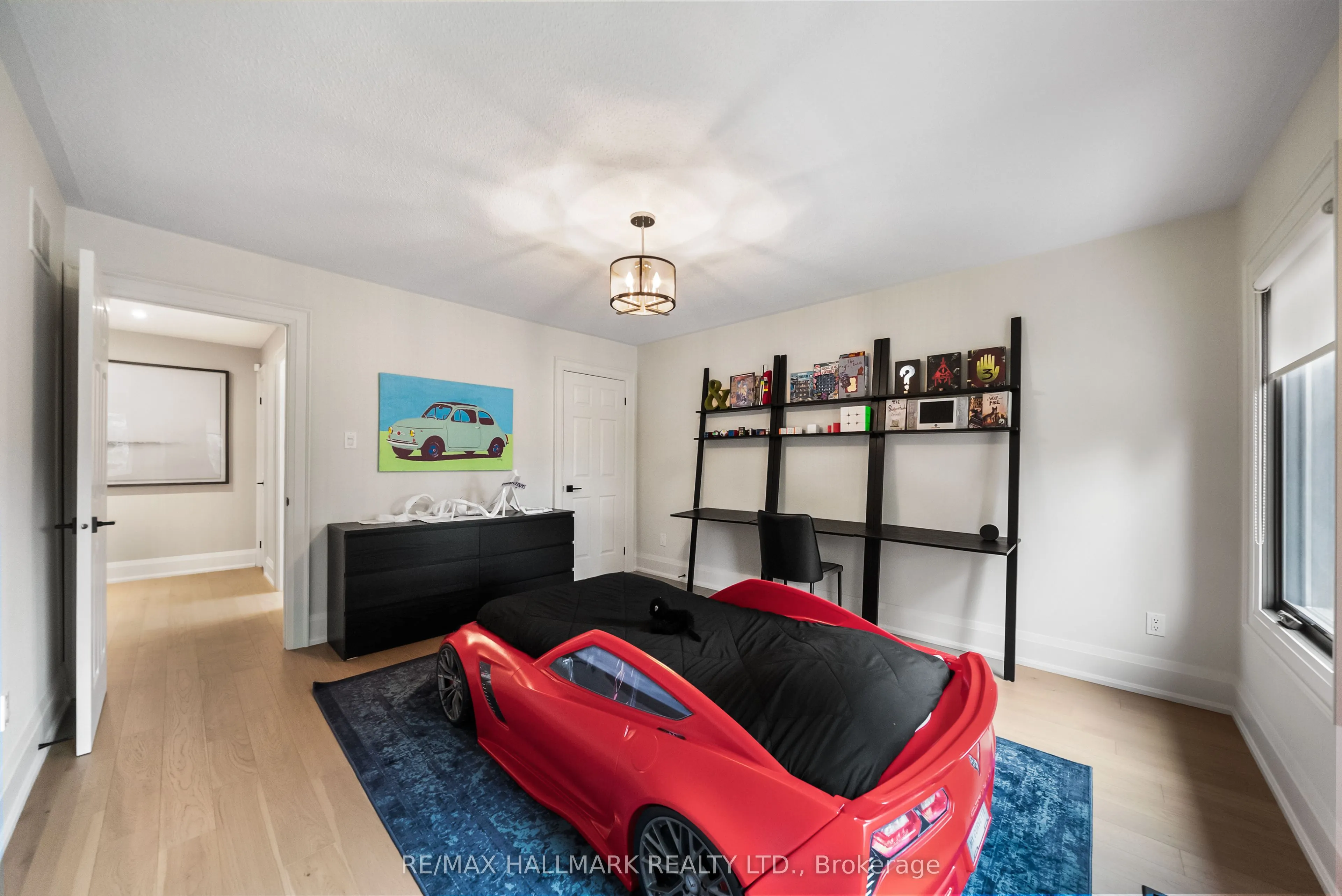 54 Theobalds Circle