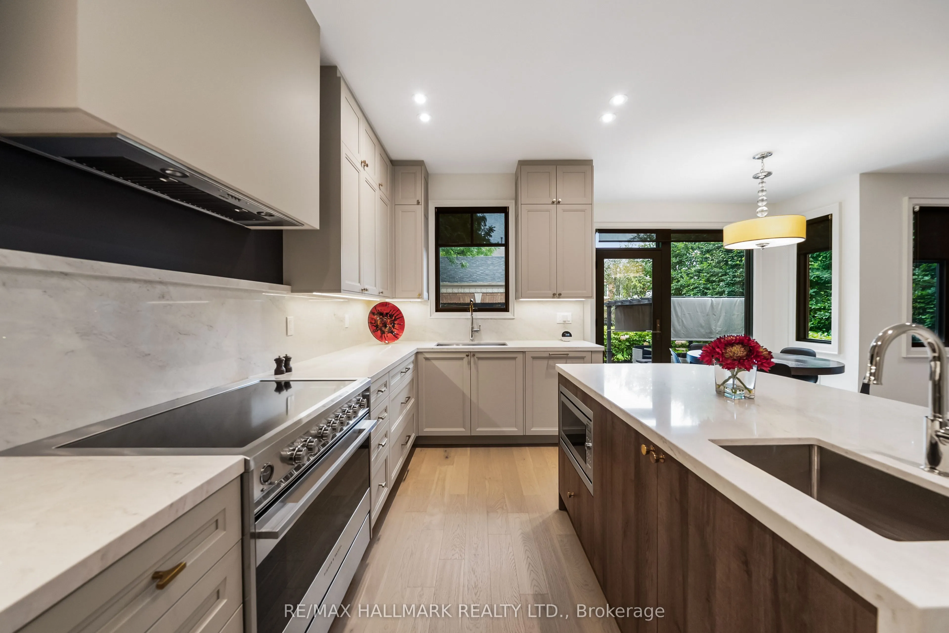 54 Theobalds Circle