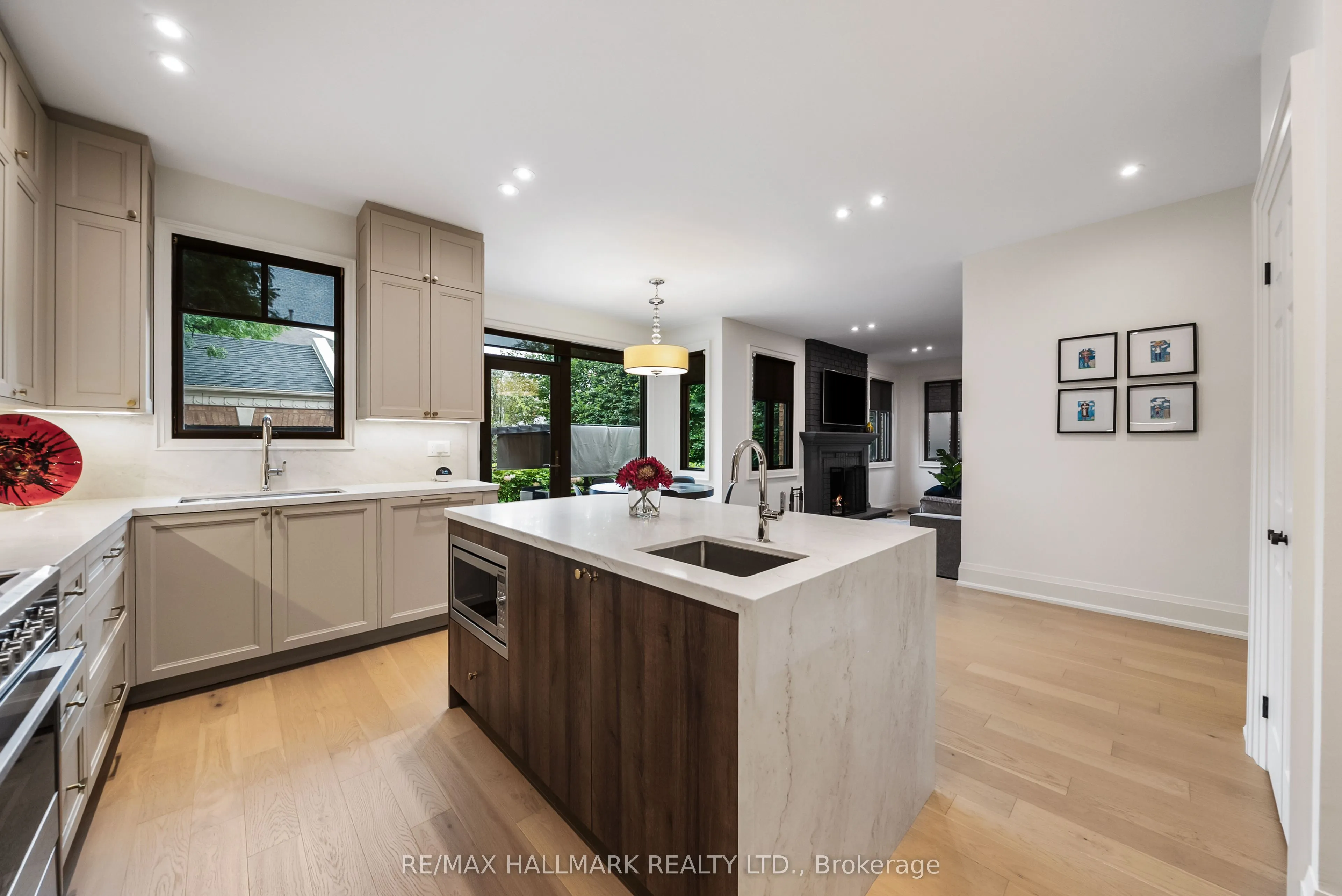 54 Theobalds Circle
