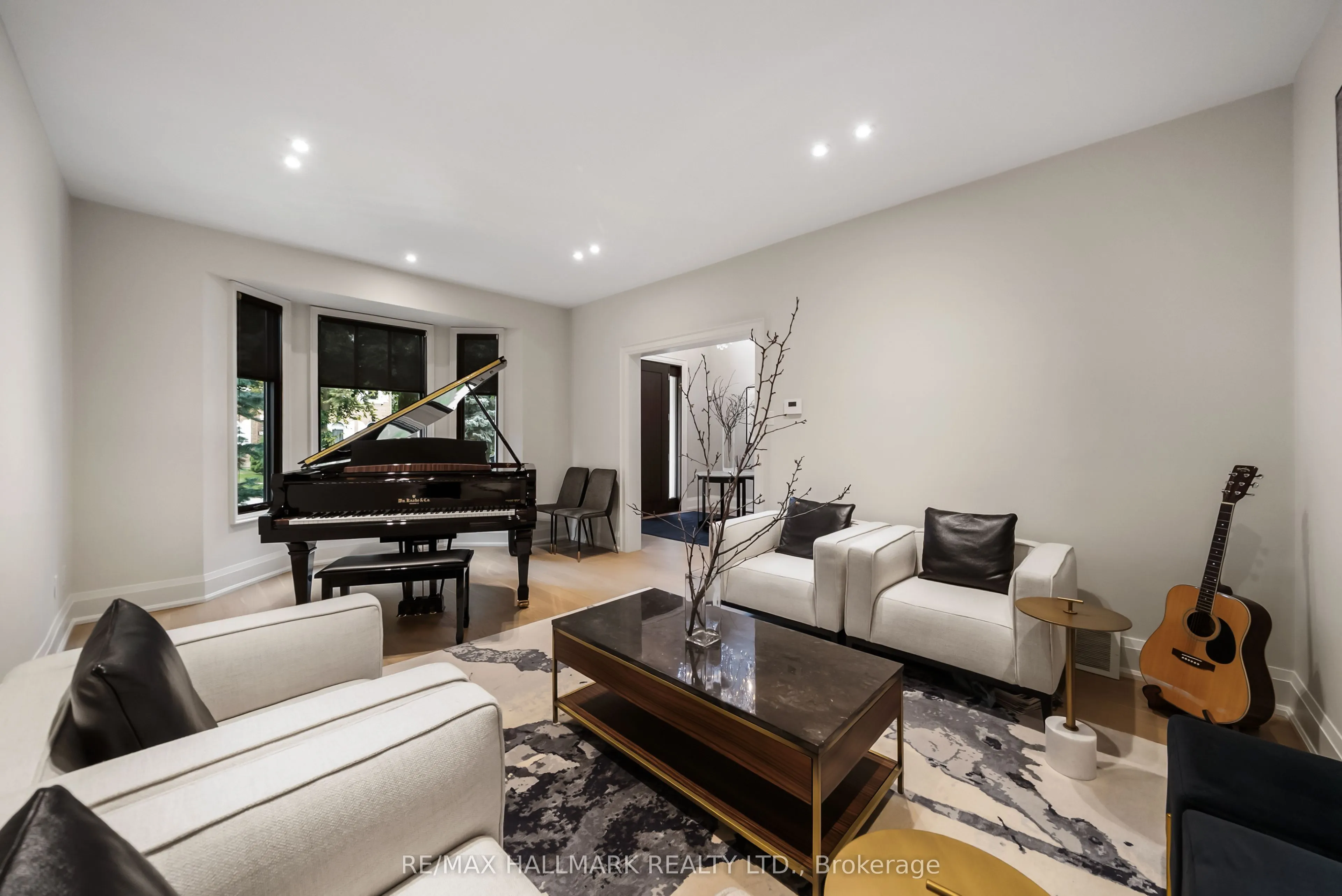 54 Theobalds Circle
