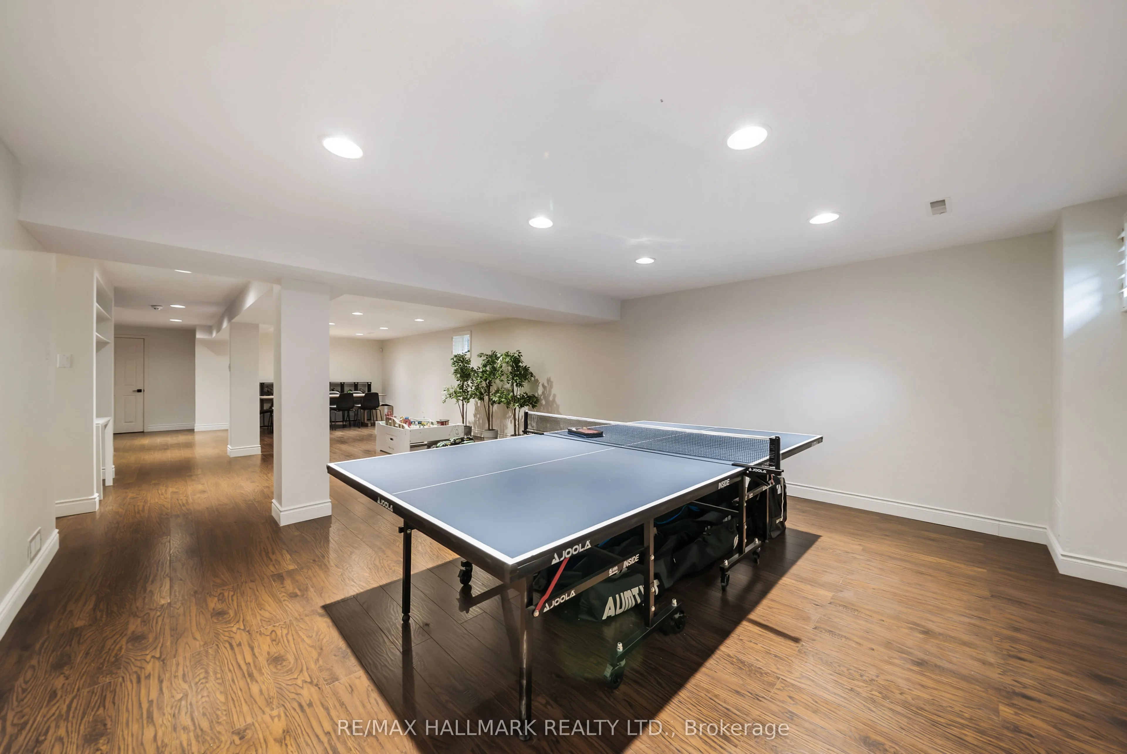 54 Theobalds Circle
