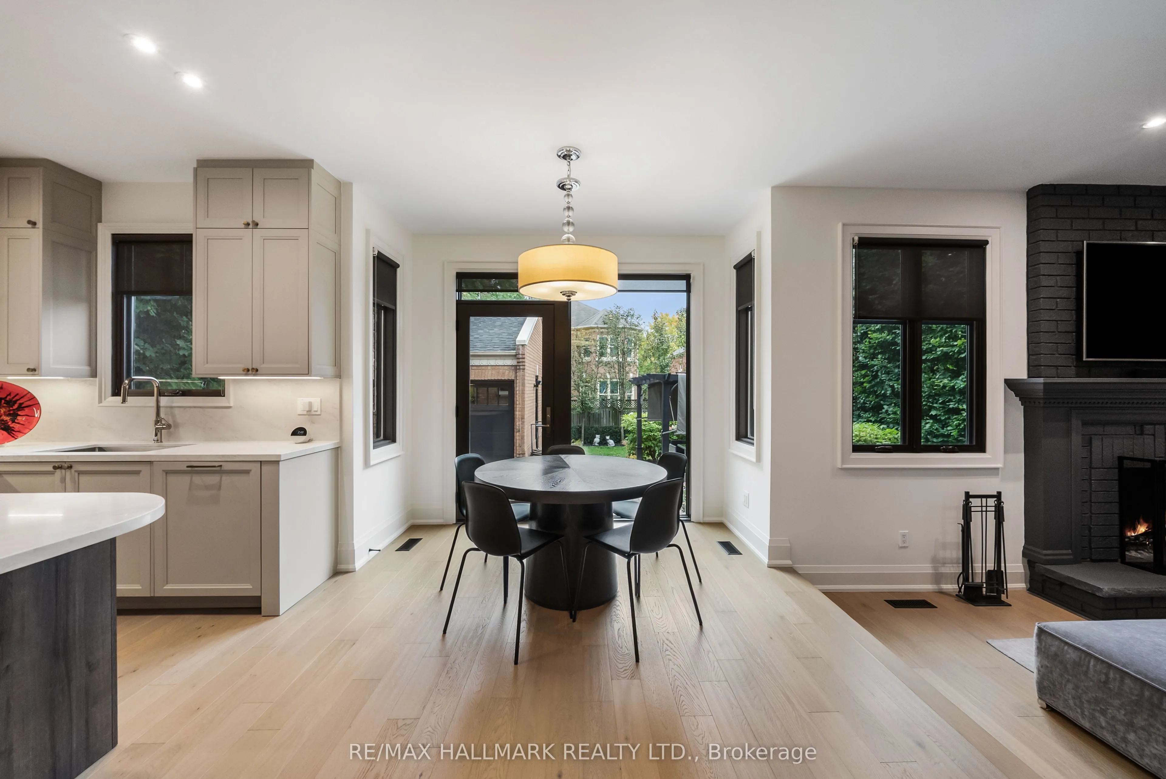 54 Theobalds Circle