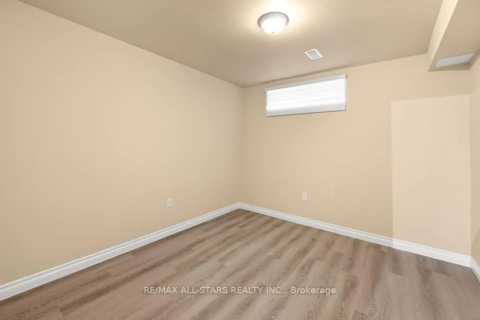 4 Smith Street #Basement