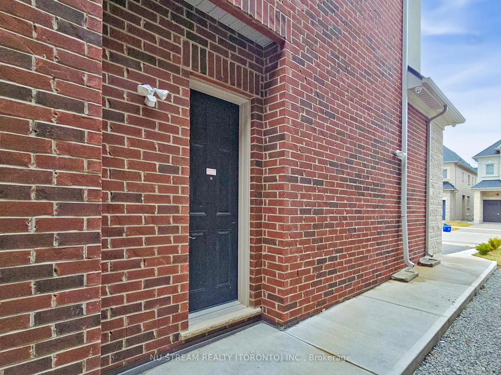 18 Wellman Drive