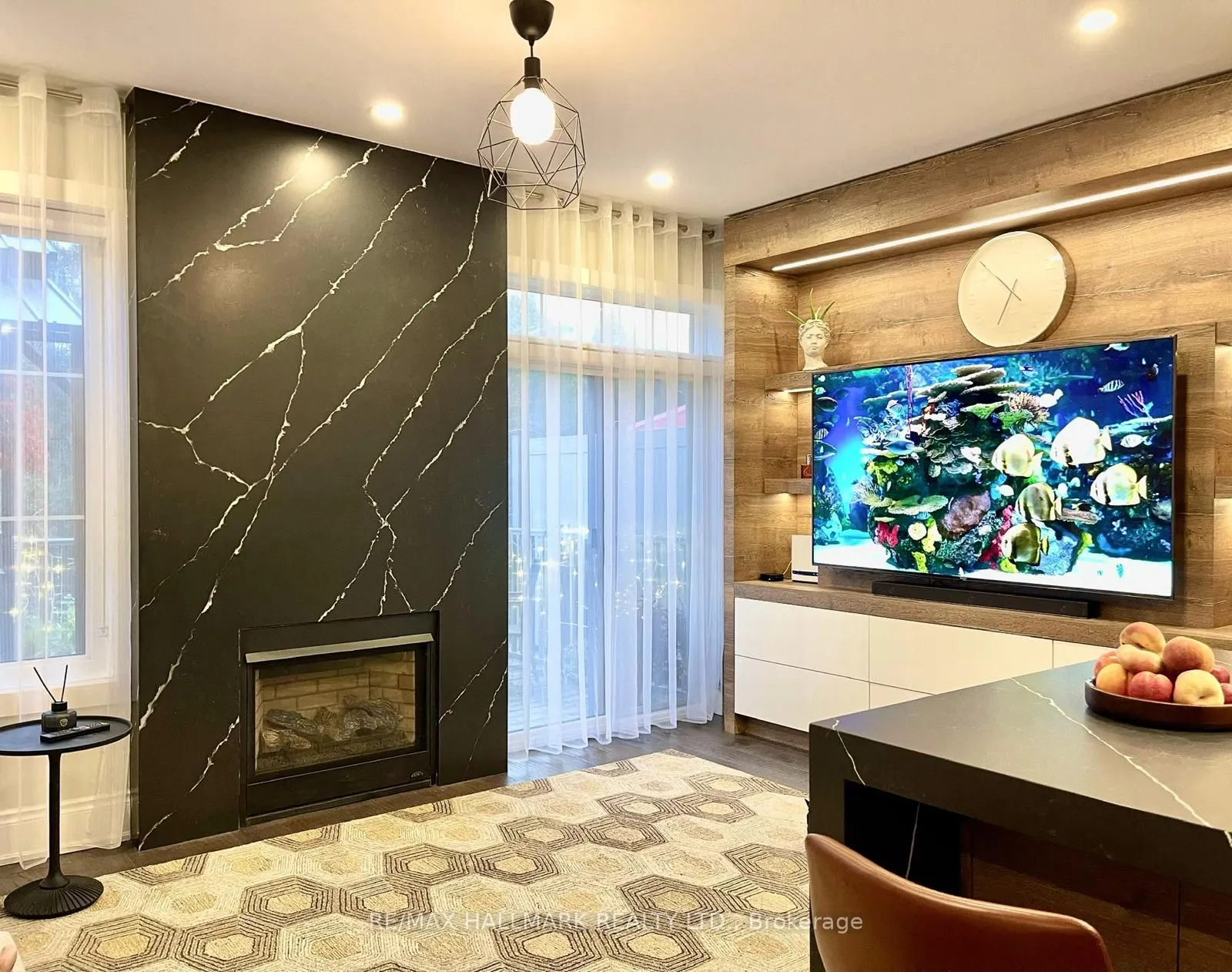 1331 Major Mackenzie Drive W #90