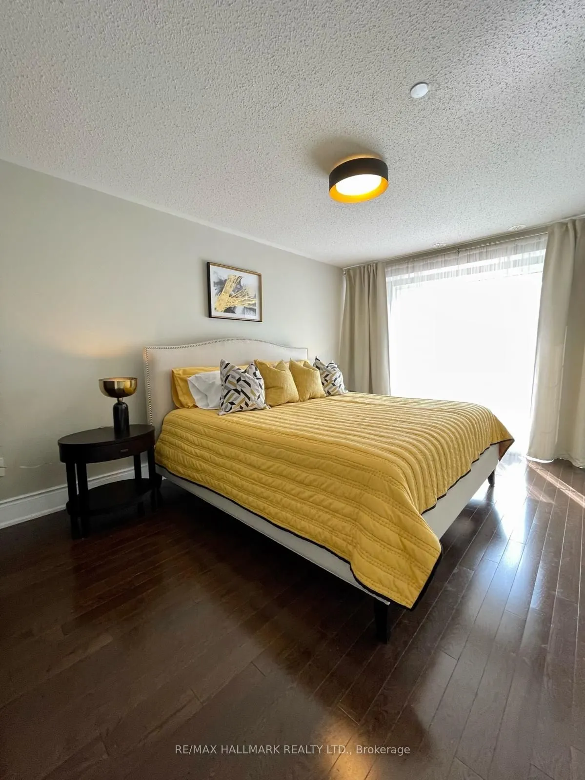 1331 Major Mackenzie Drive W #90