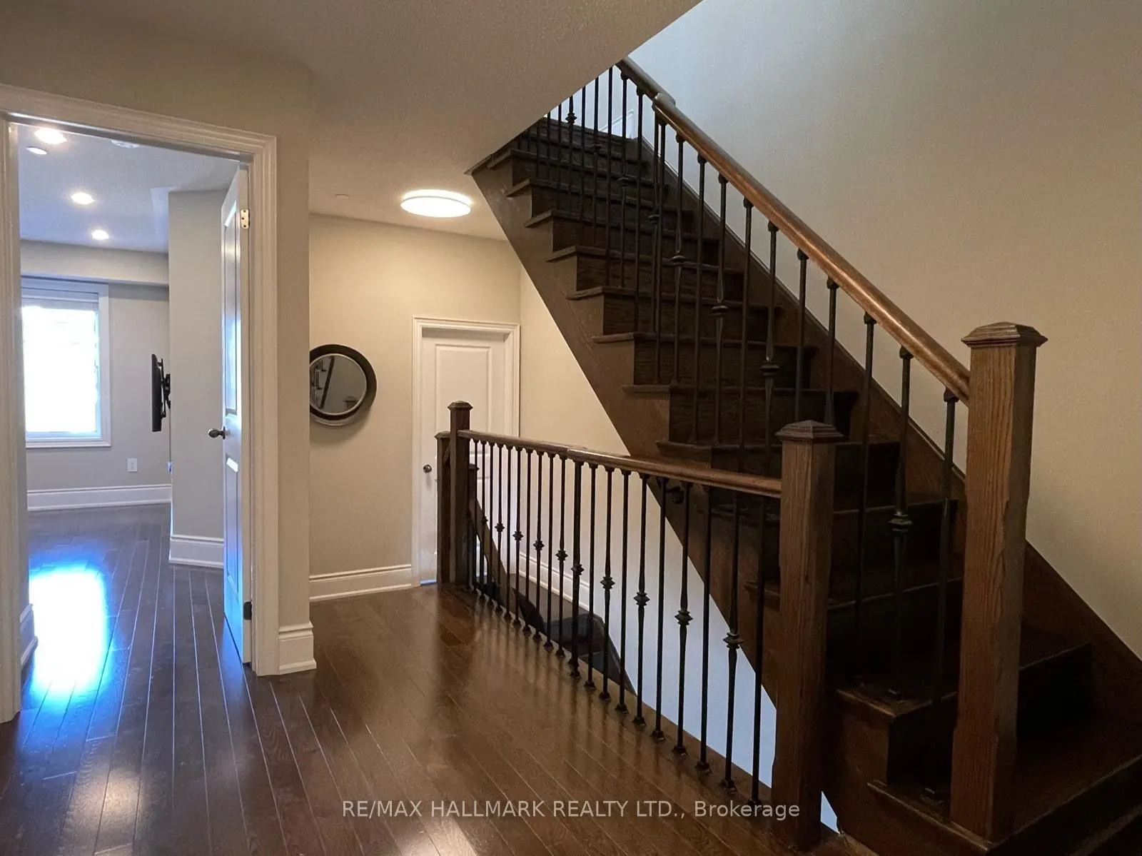 1331 Major Mackenzie Drive W #90