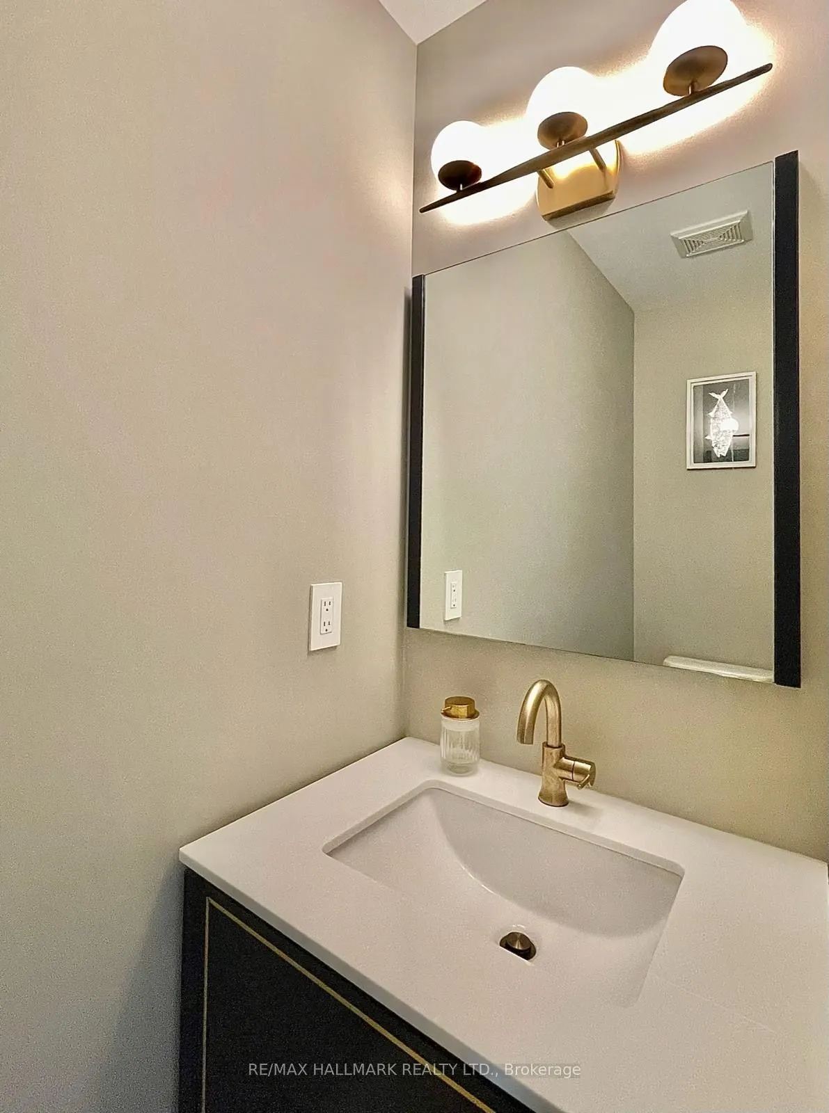 1331 Major Mackenzie Drive W #90