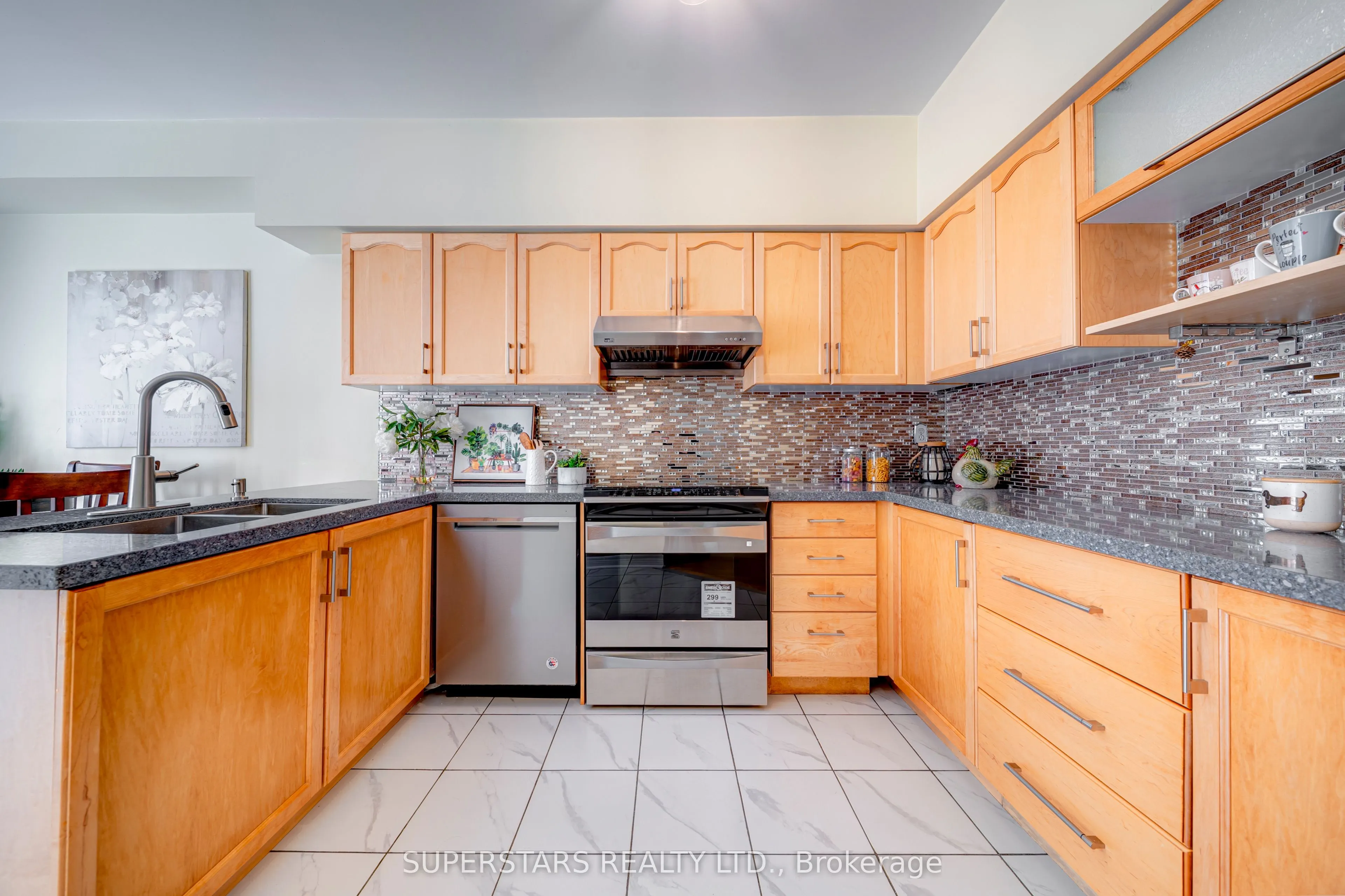 23 Observatory Lane #26
