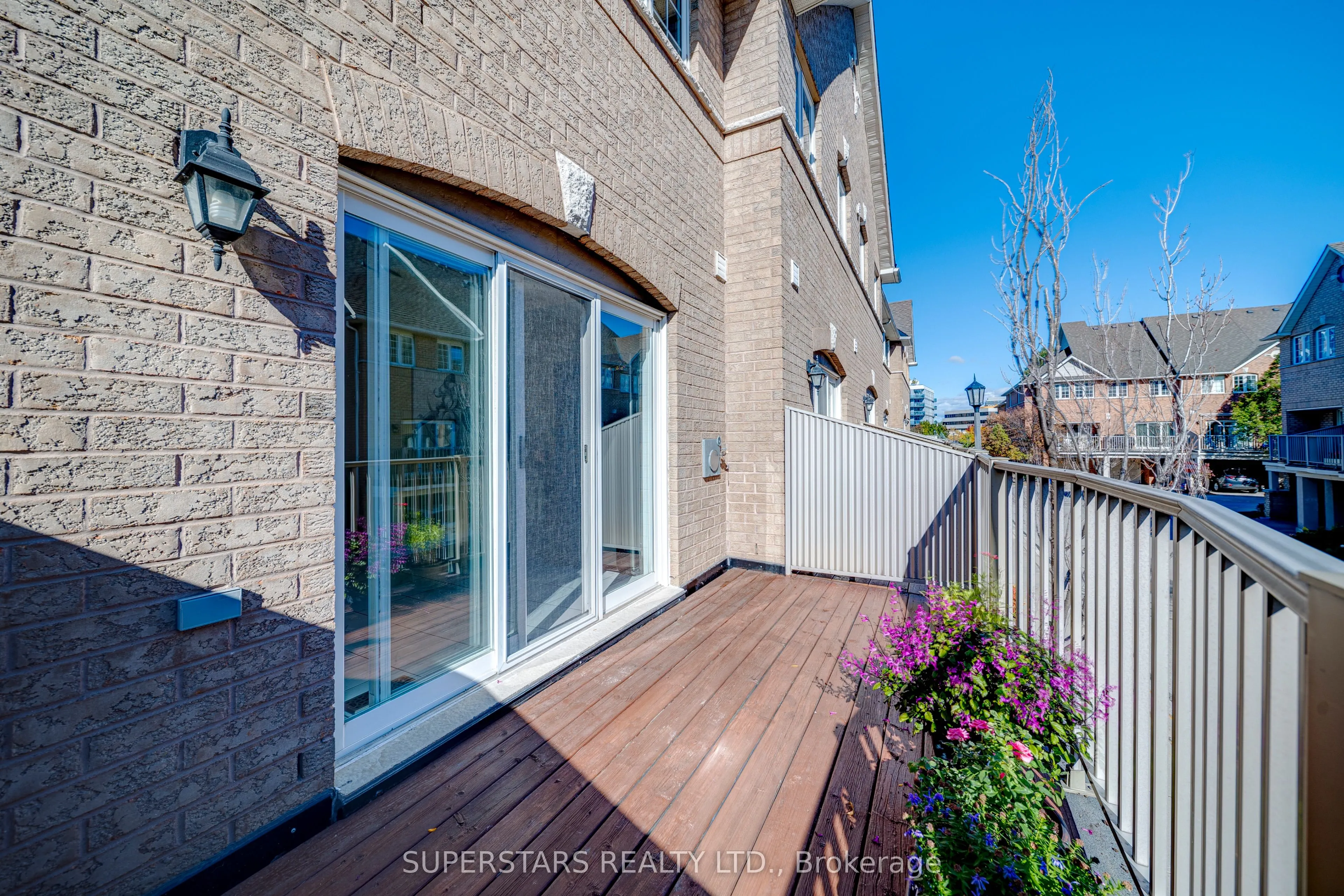 23 Observatory Lane #26