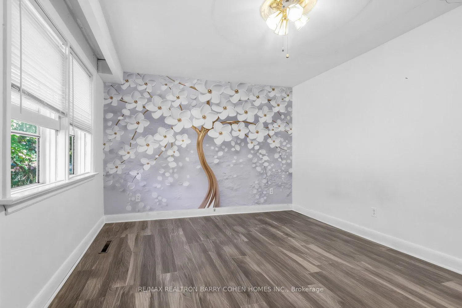 19 Oakbank Road