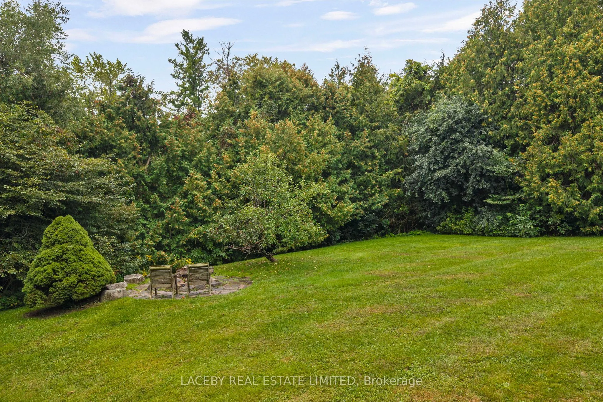 19 Grandview Crescent