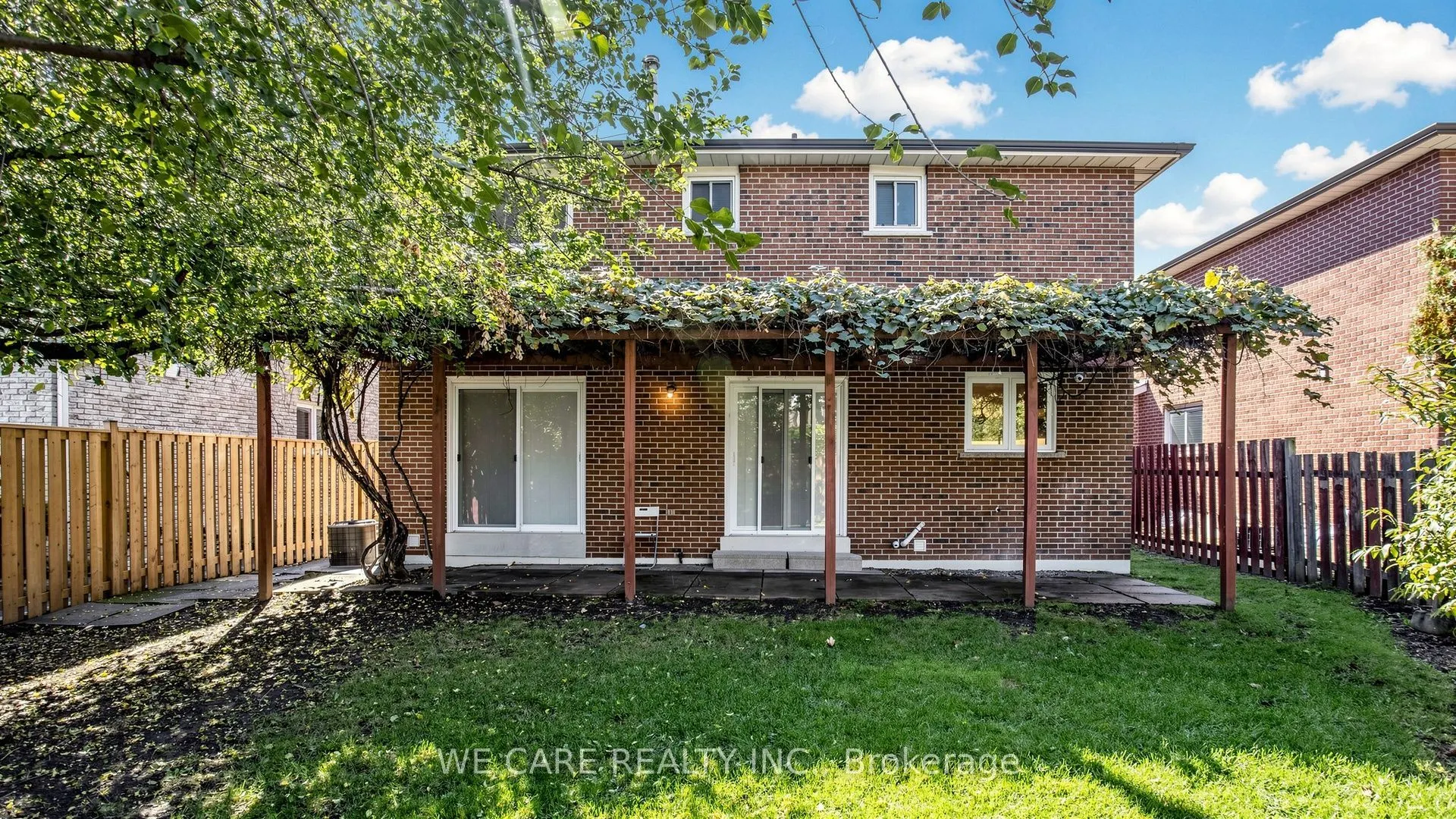 82 Barrington Crescent