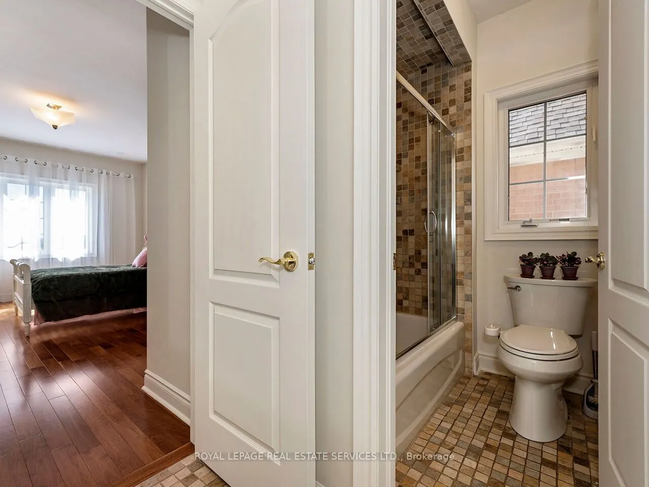 11 Beauvista Court