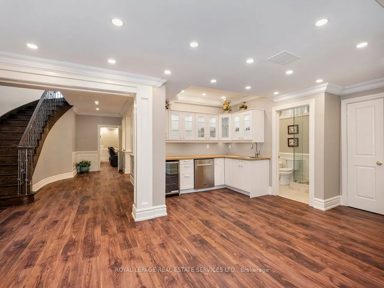 11 Beauvista Court