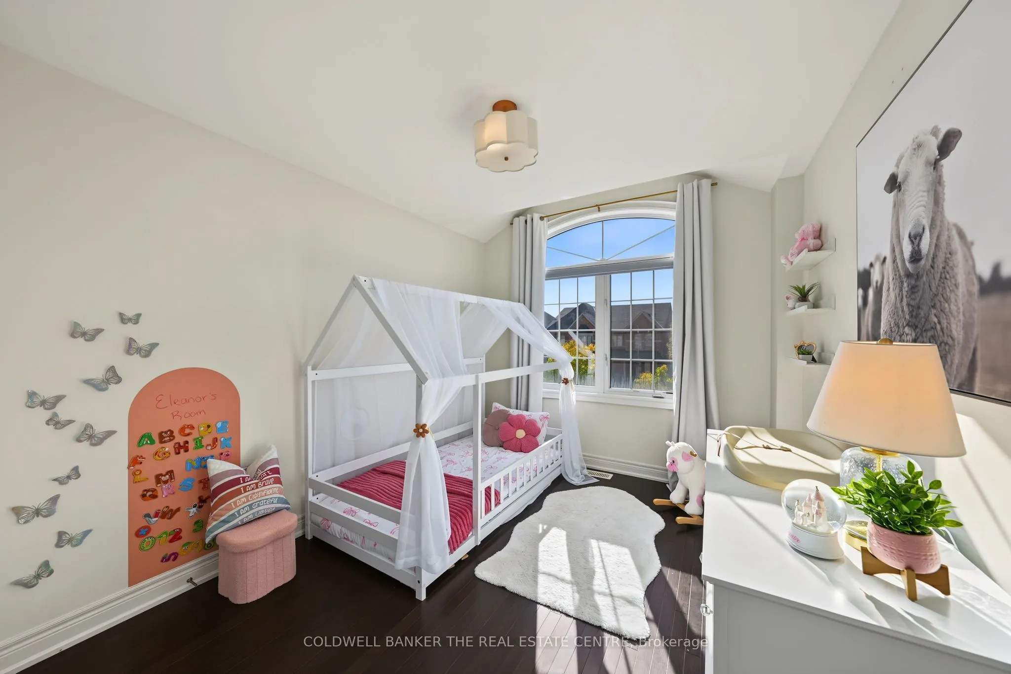 705 Yarfield Crescent