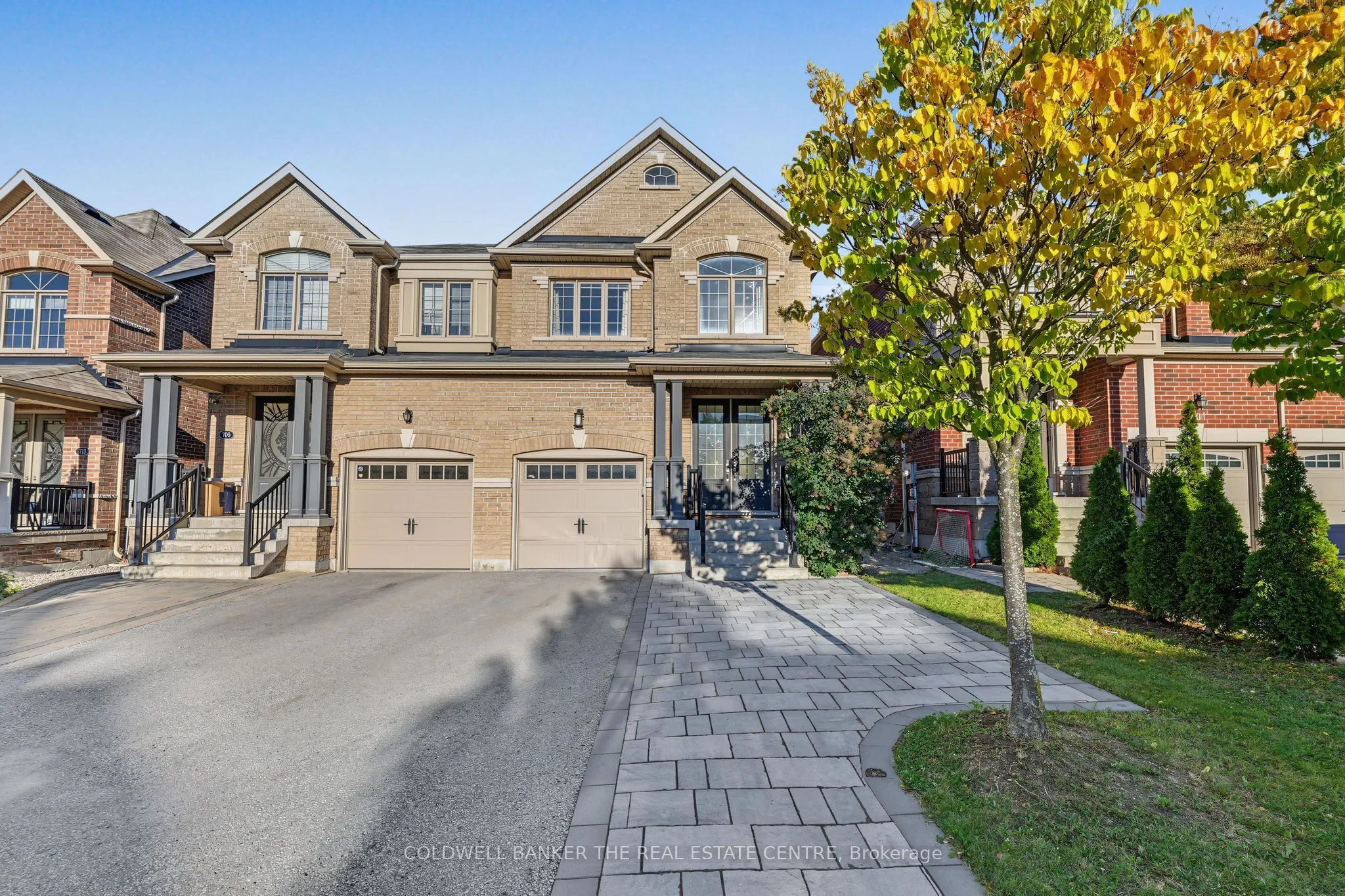 705 Yarfield Crescent