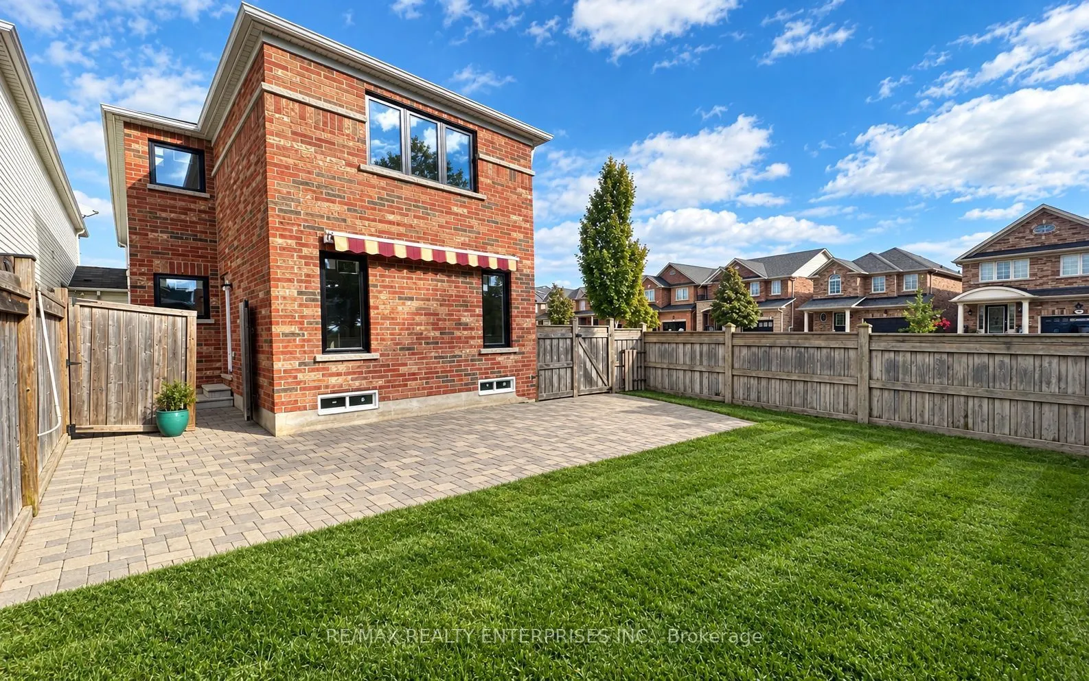 2 Summit Drive