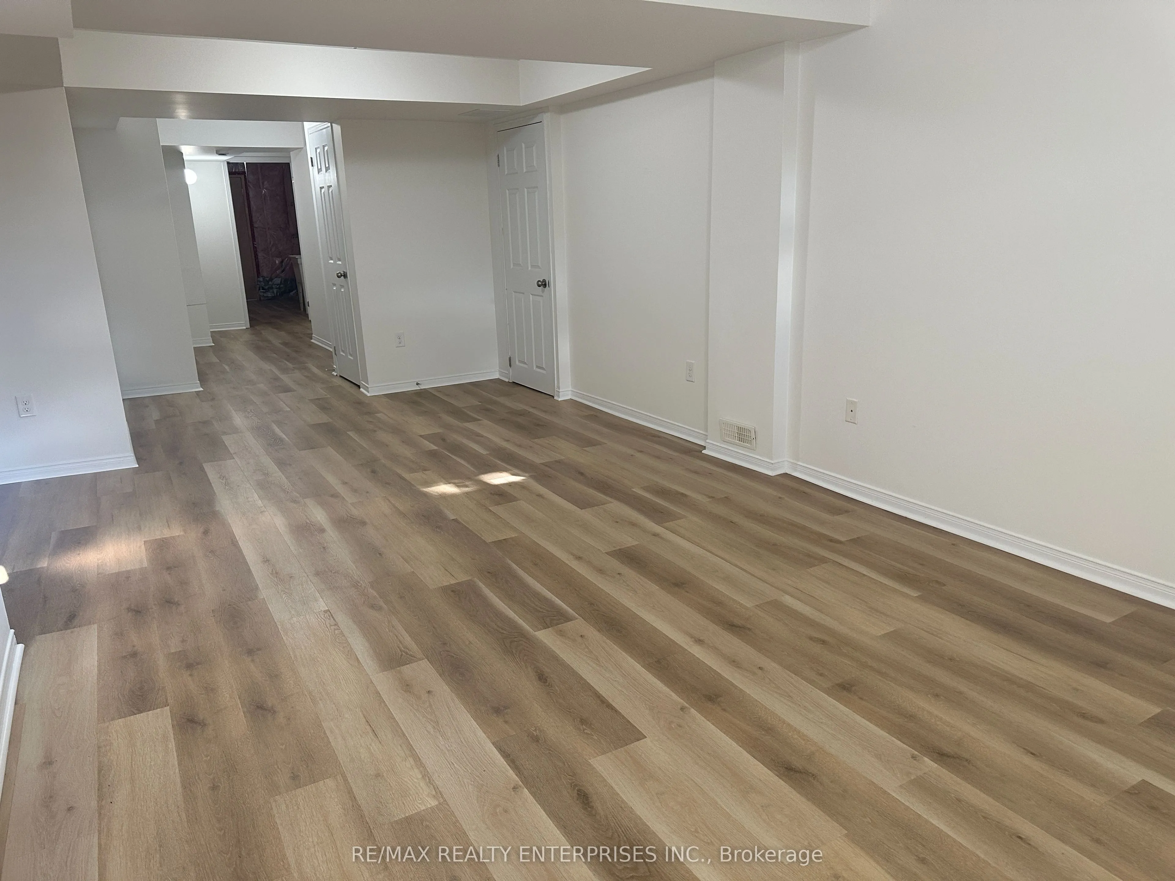 2 Summit Drive