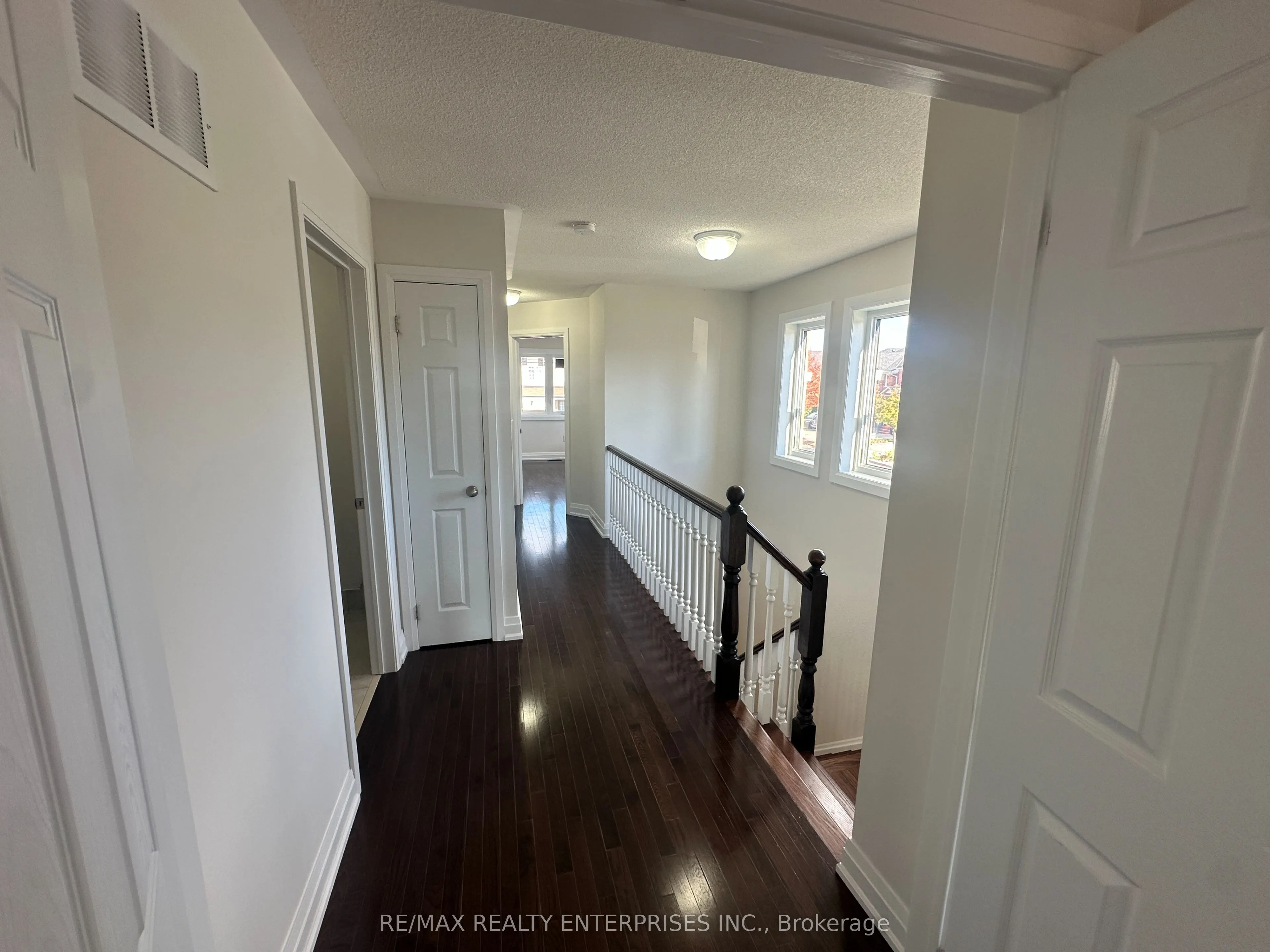 2 Summit Drive