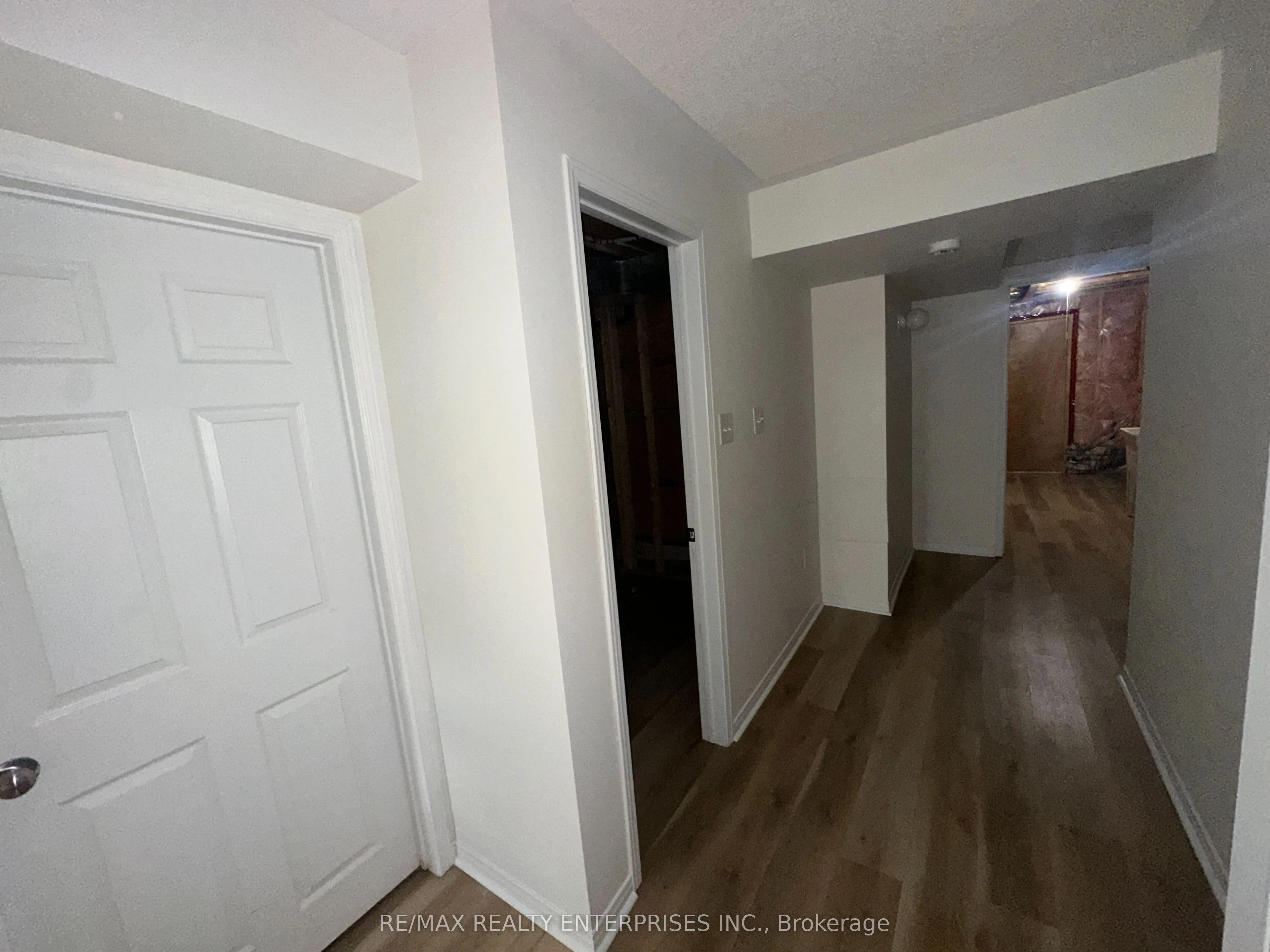 2 Summit Drive