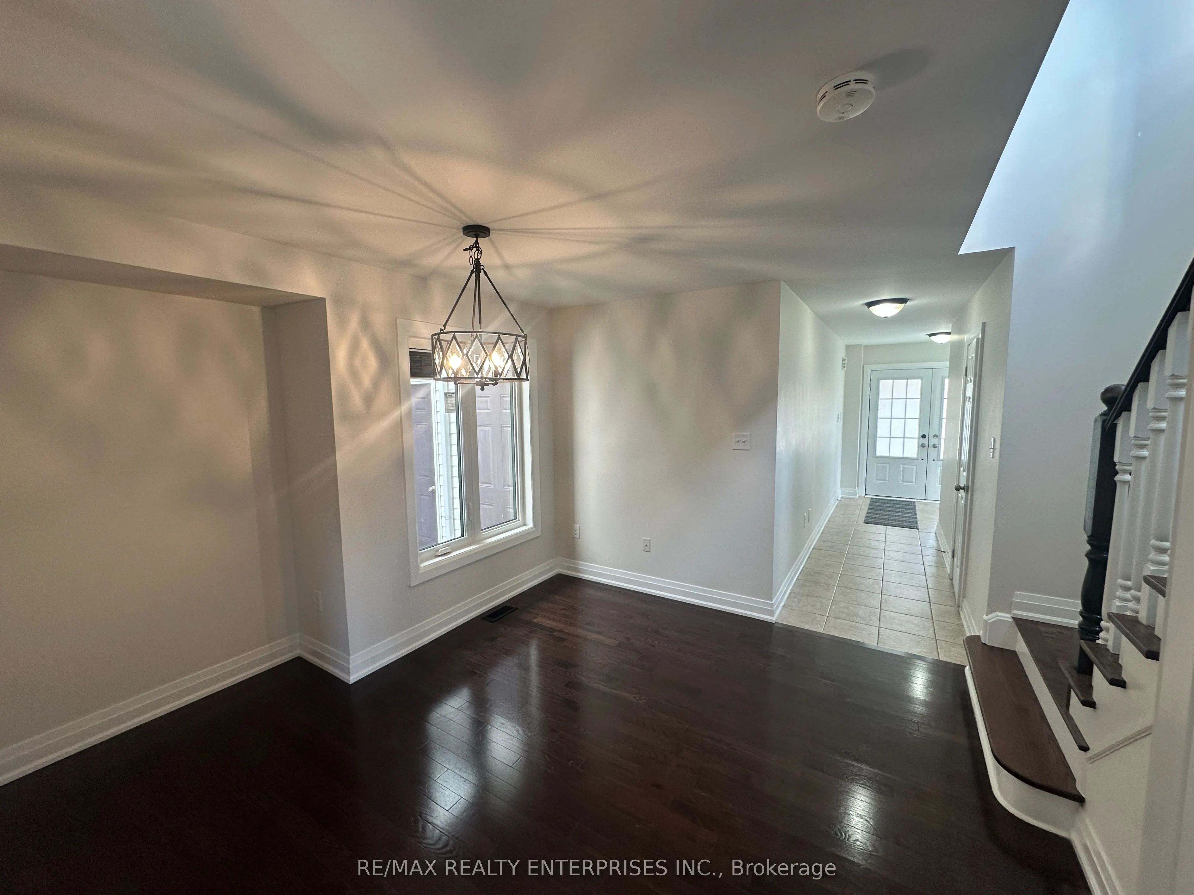 2 Summit Drive