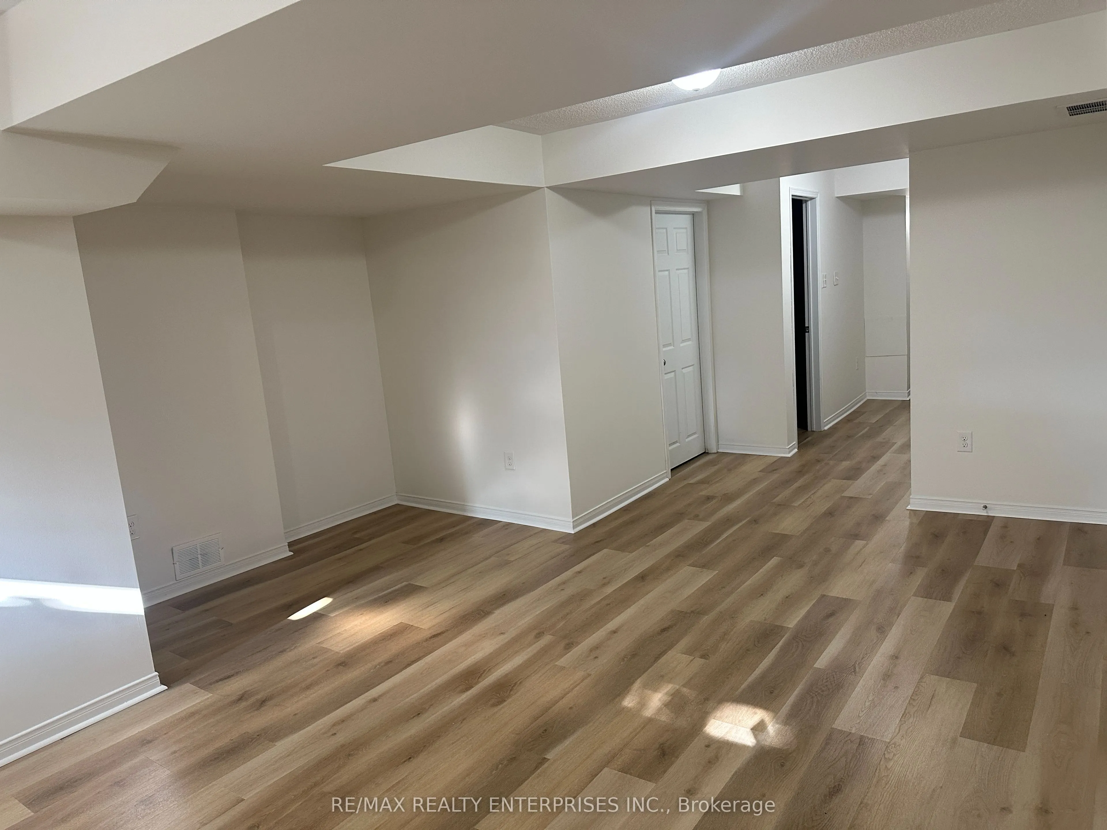2 Summit Drive