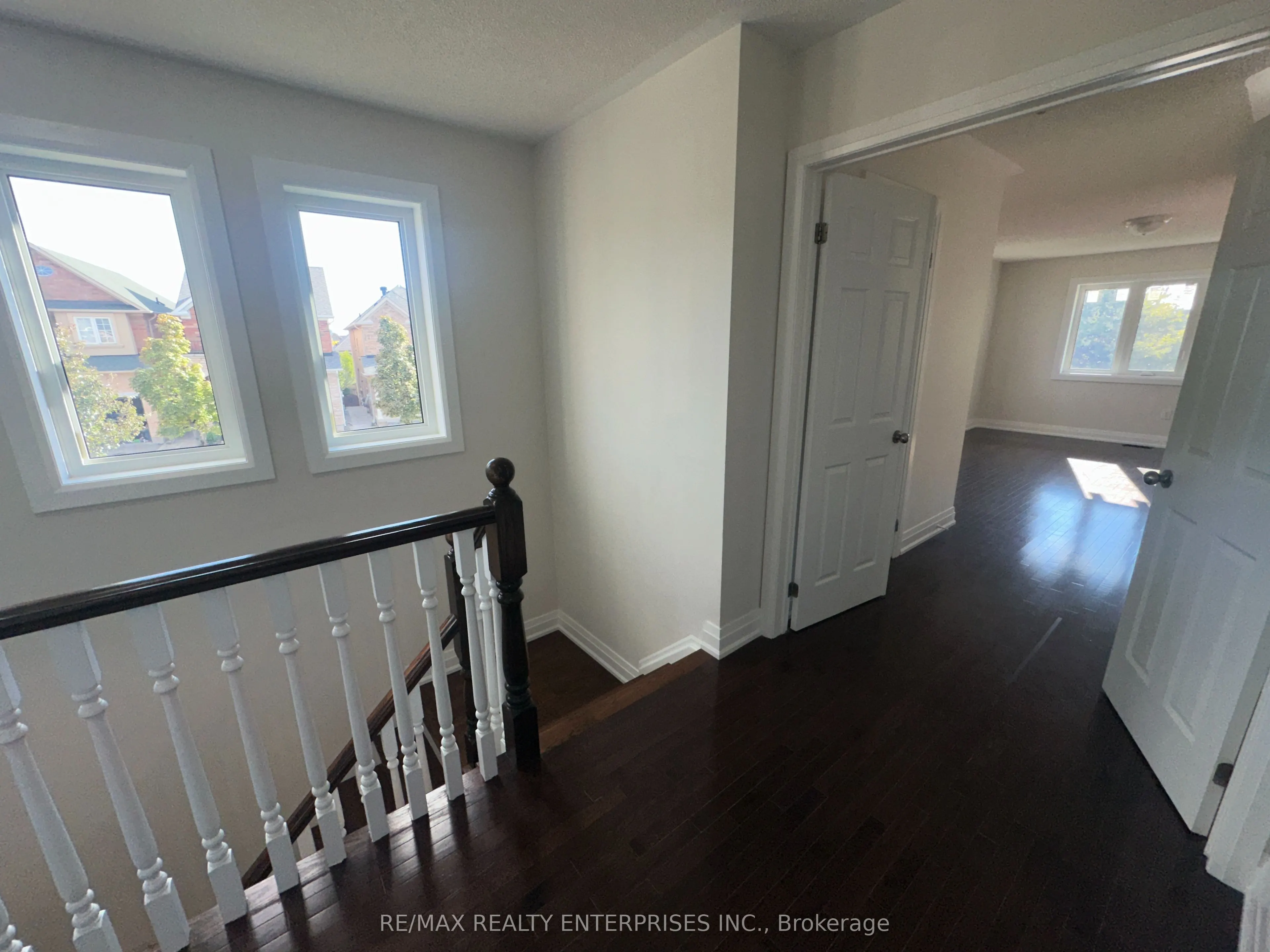 2 Summit Drive