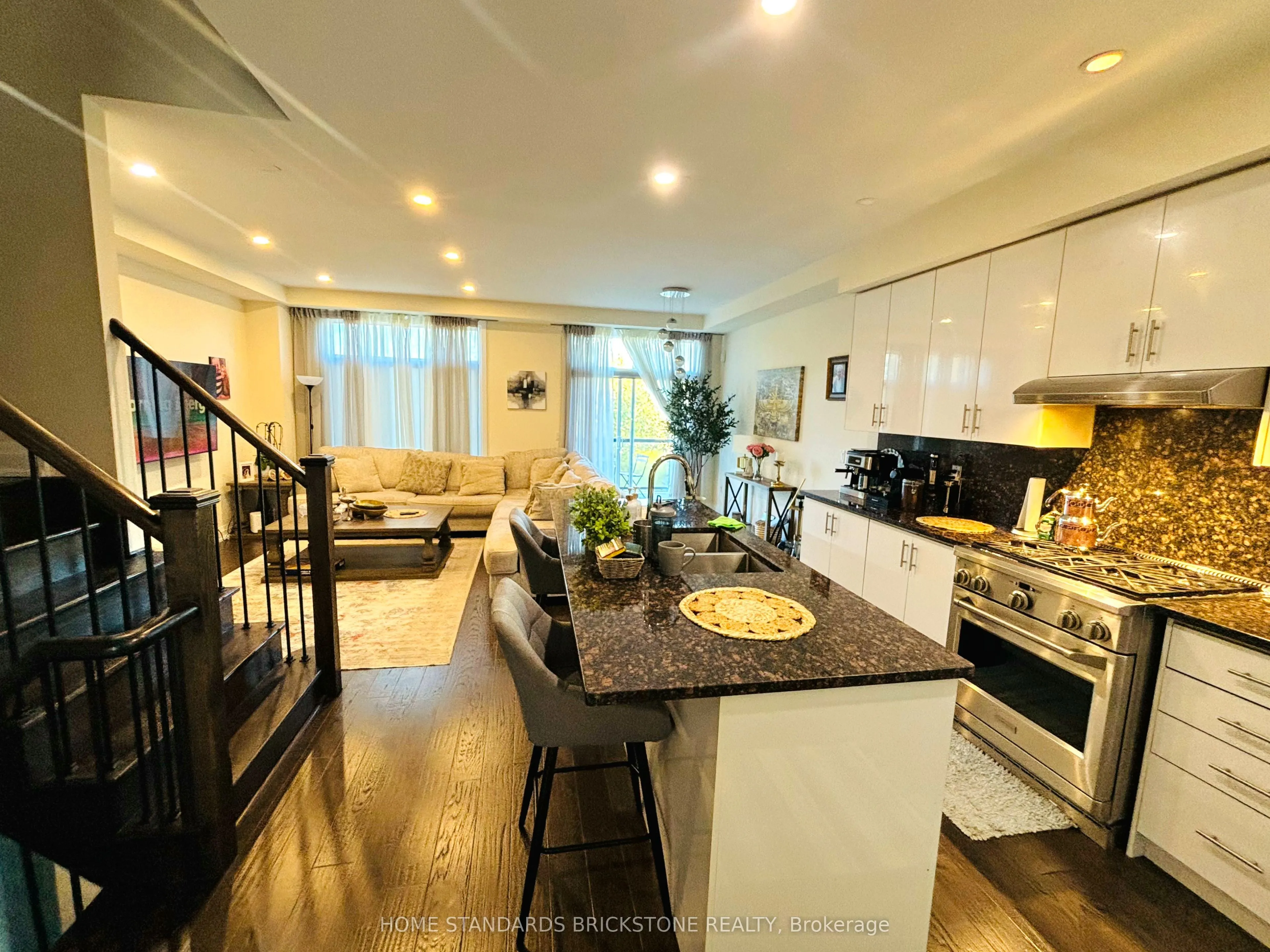 52 Duncombe Lane