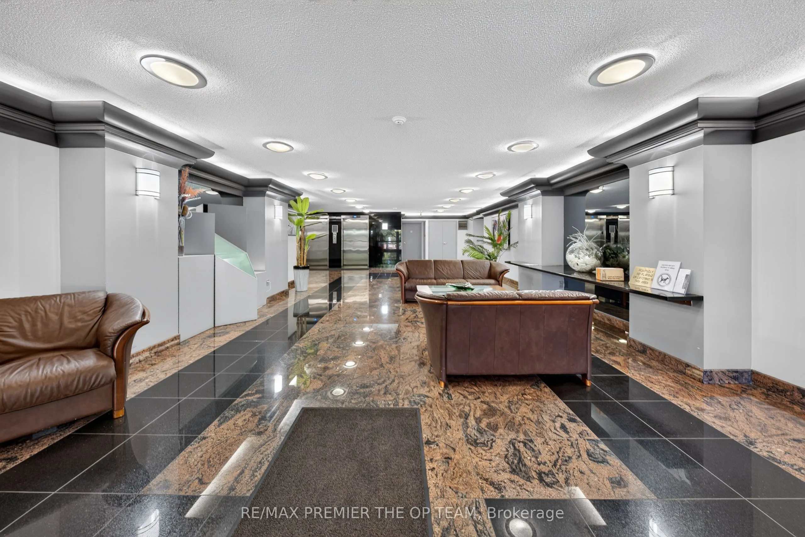 100 Arbors Lane #404