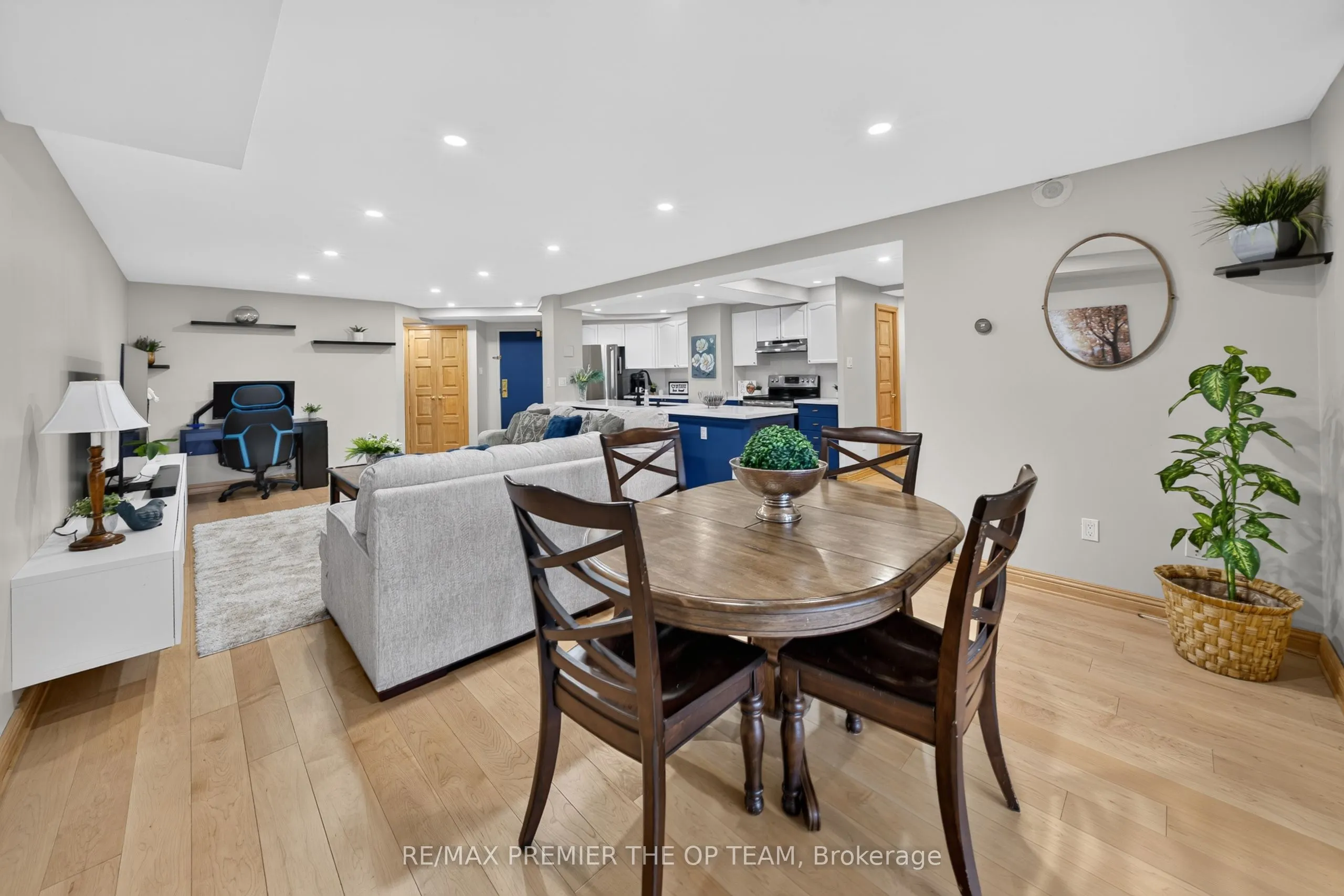 100 Arbors Lane #404