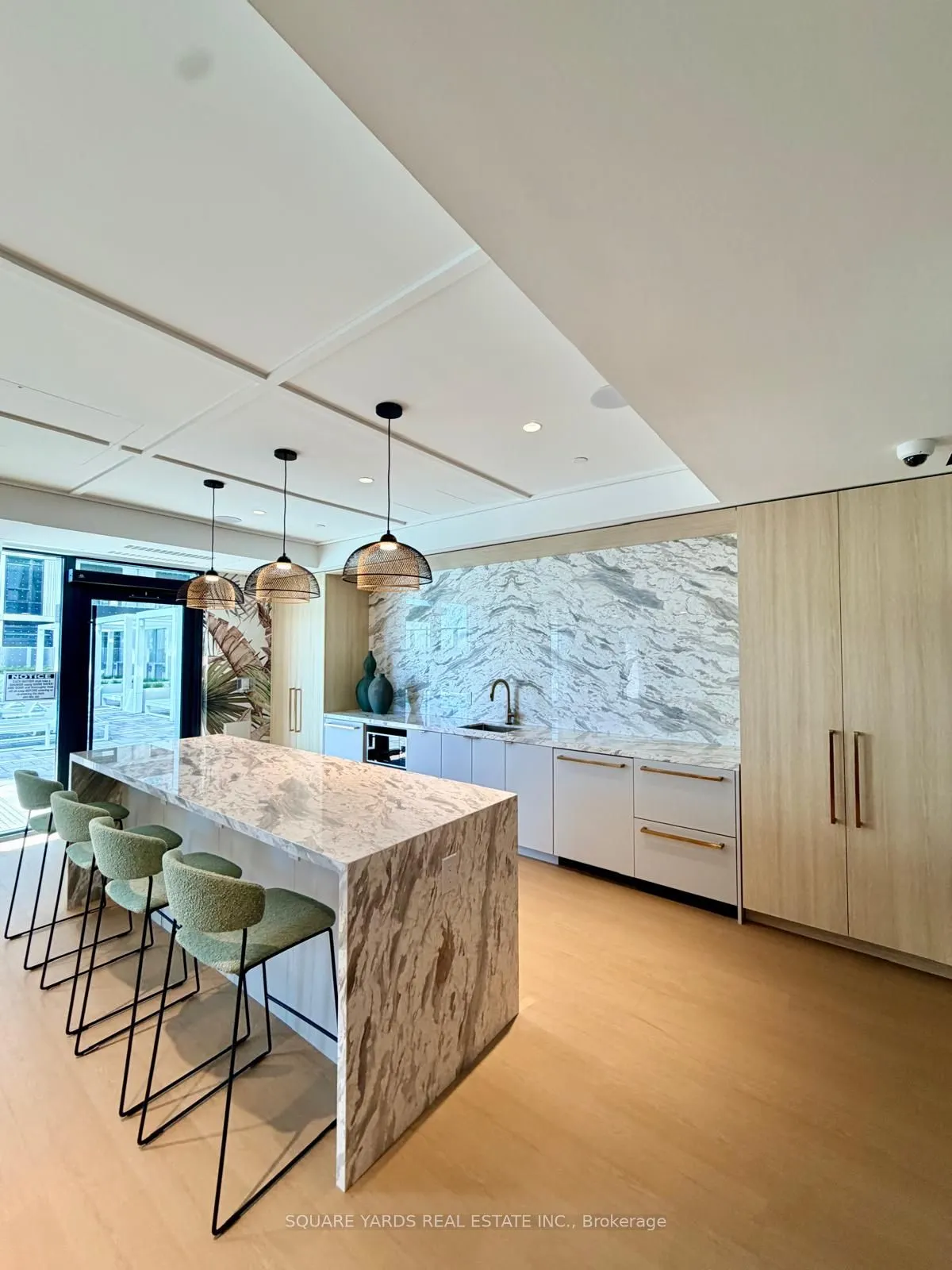 21 MEADOWDALE Road #1601
