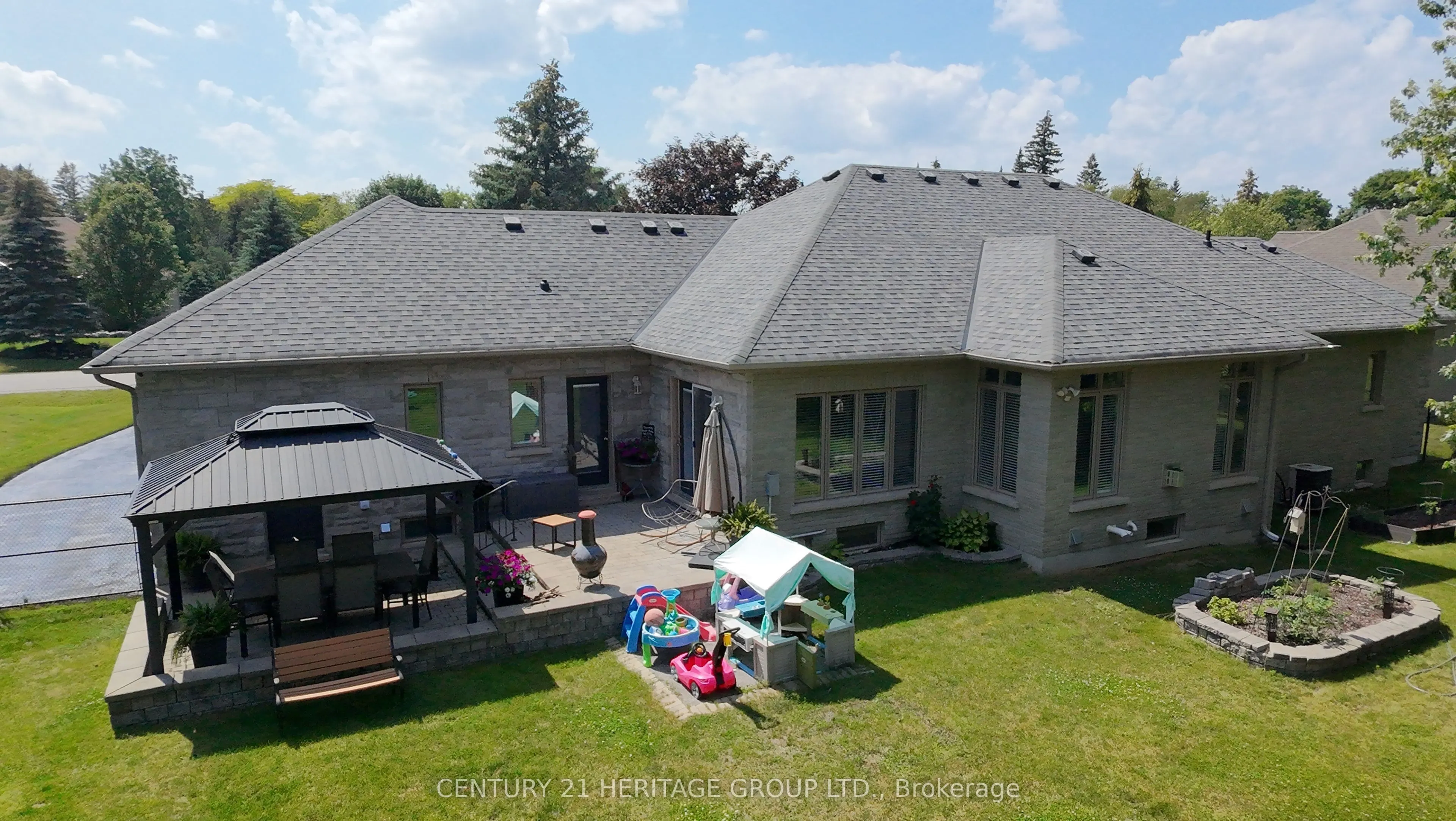 49 Shore Crescent