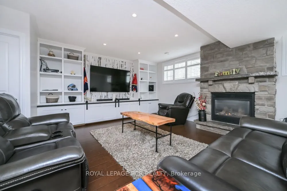10 Fisher Drive