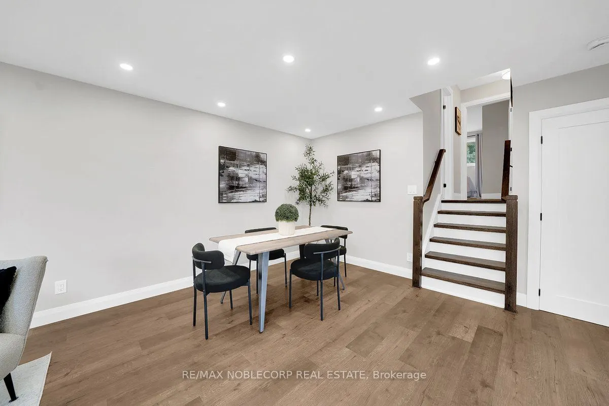 163 Main Street W