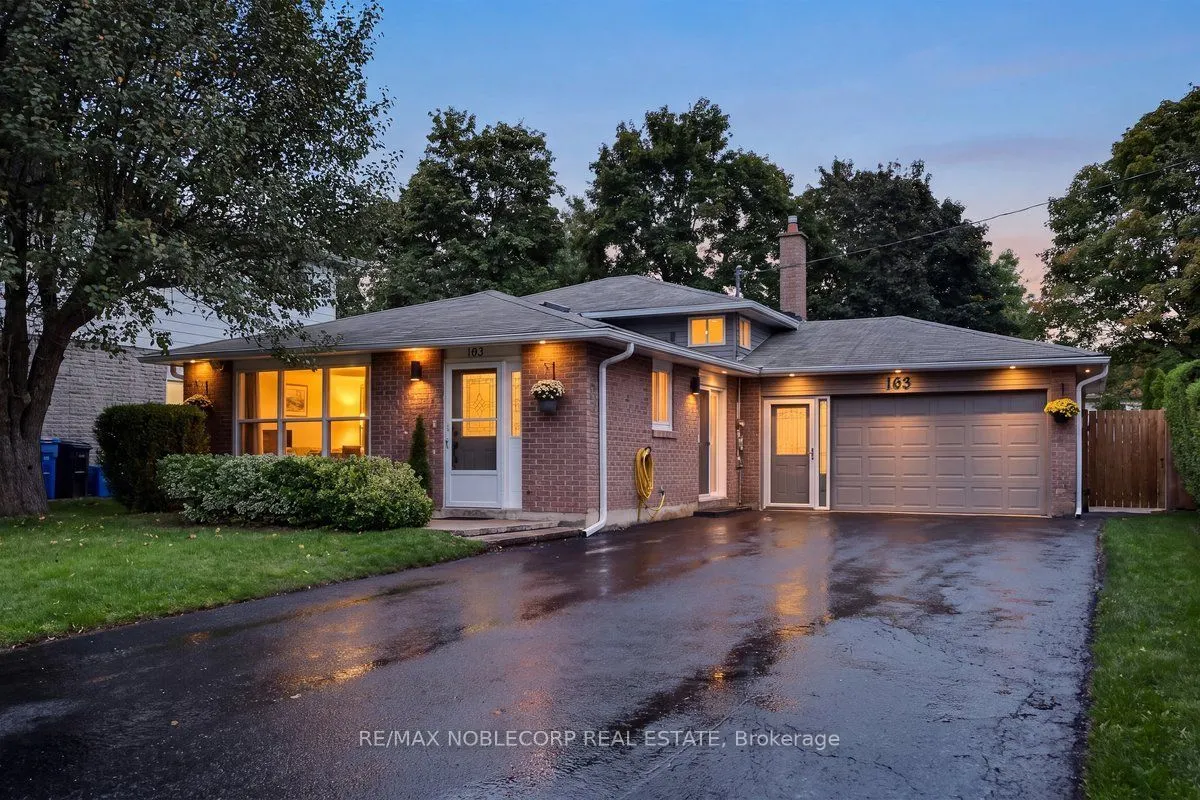 163 Main Street W