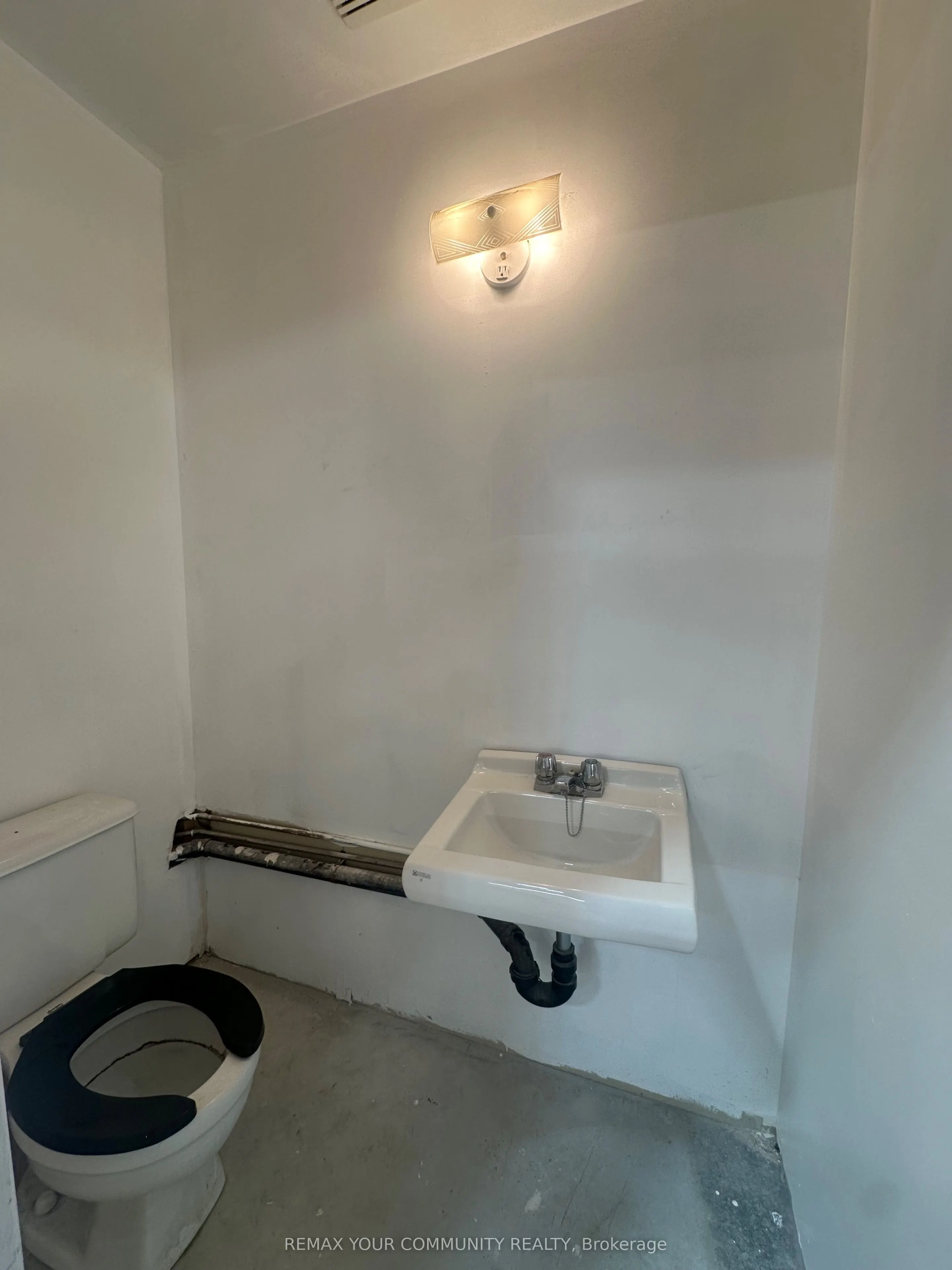 64 Sandiford Drive #6