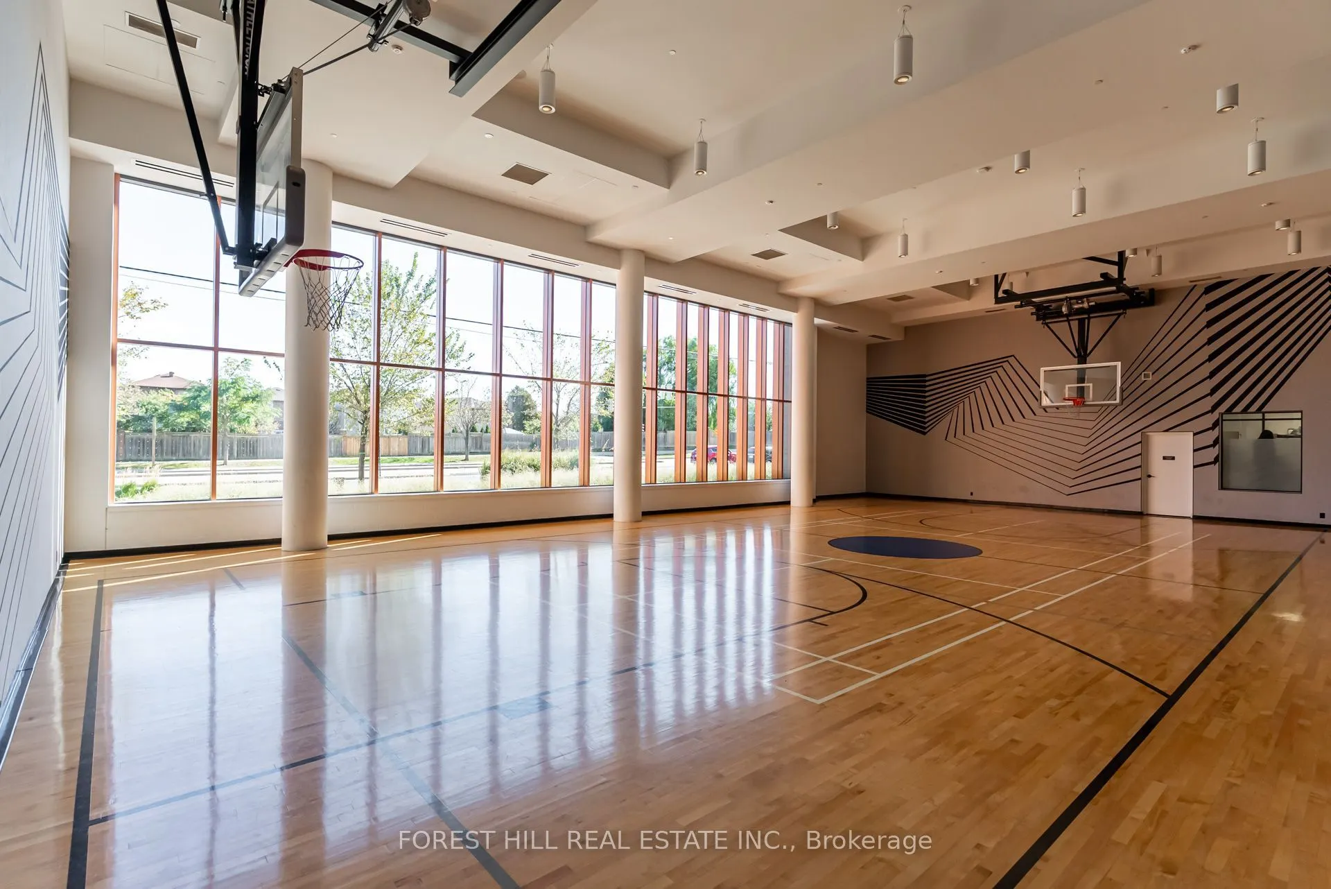 8 Beverley Glen Boulevard #217