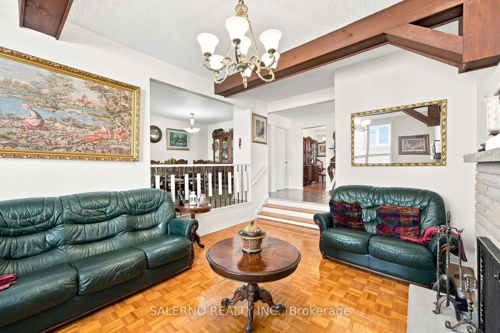 467 Woodbridge Avenue