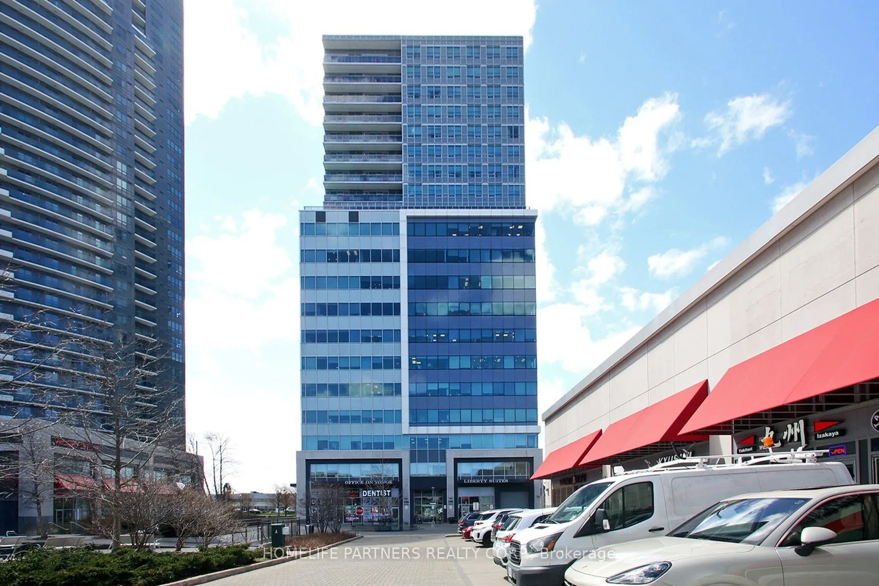 7191 Yonge Street #807
