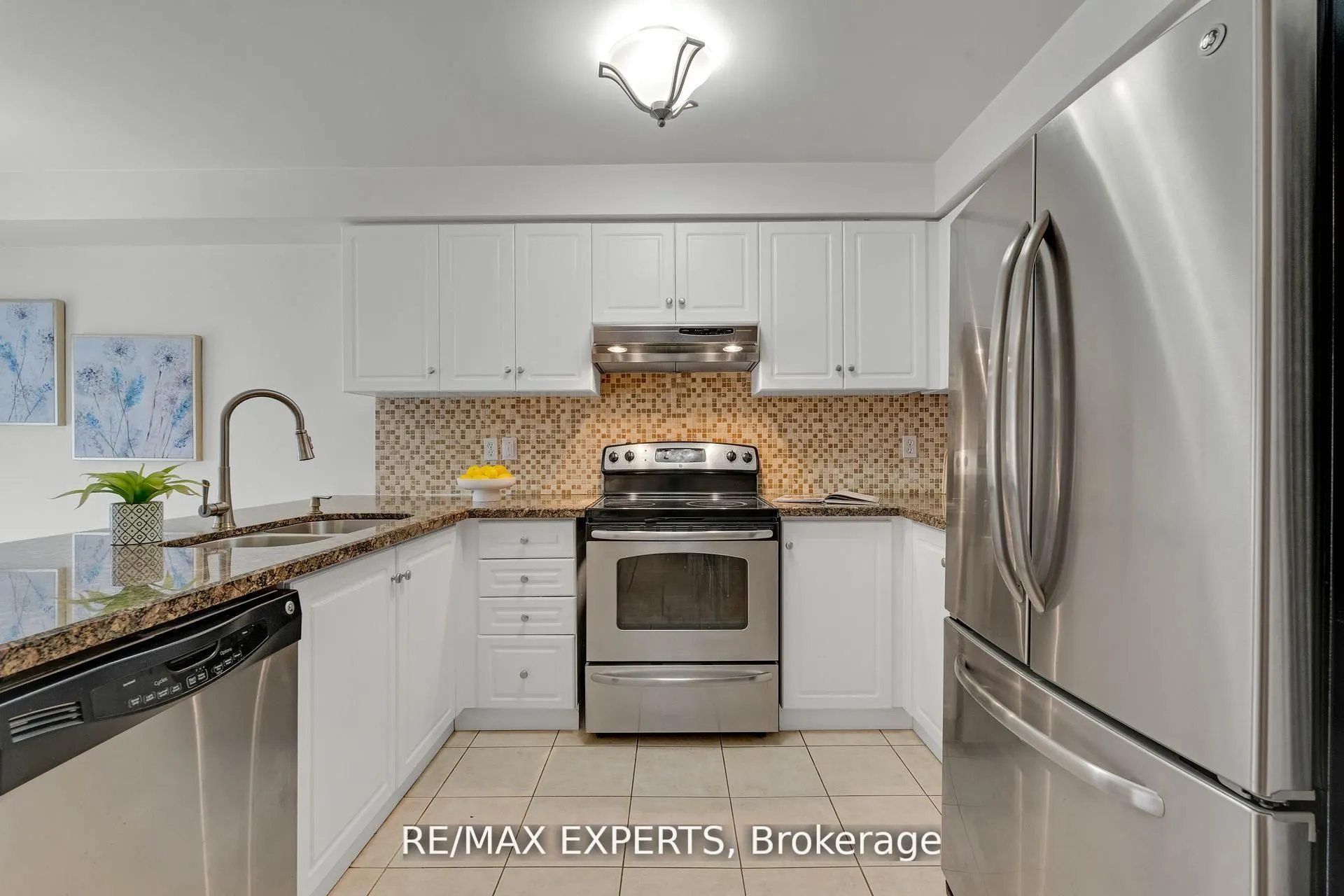 19 Foxchase Avenue #61
