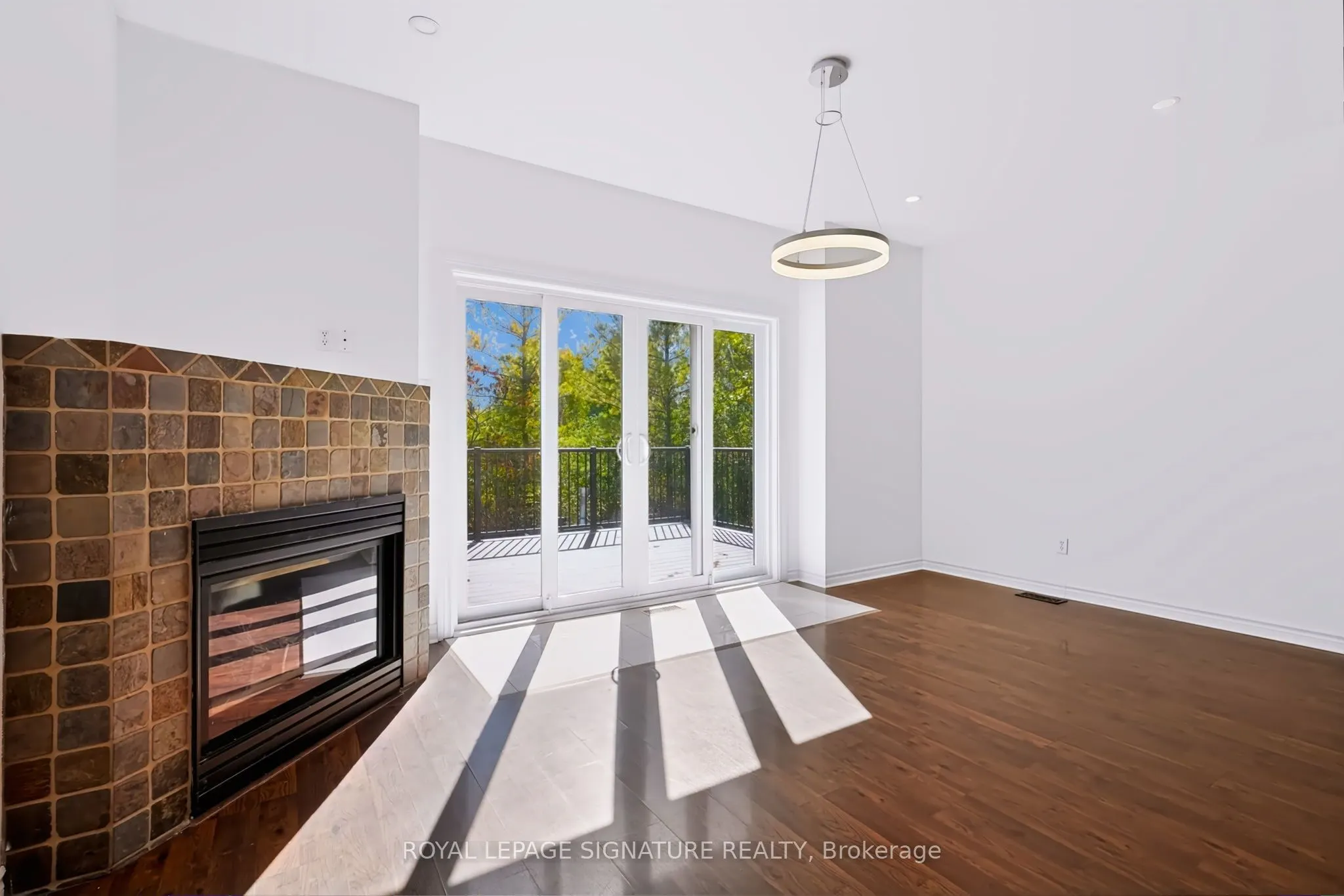 63 Woodroof Crescent