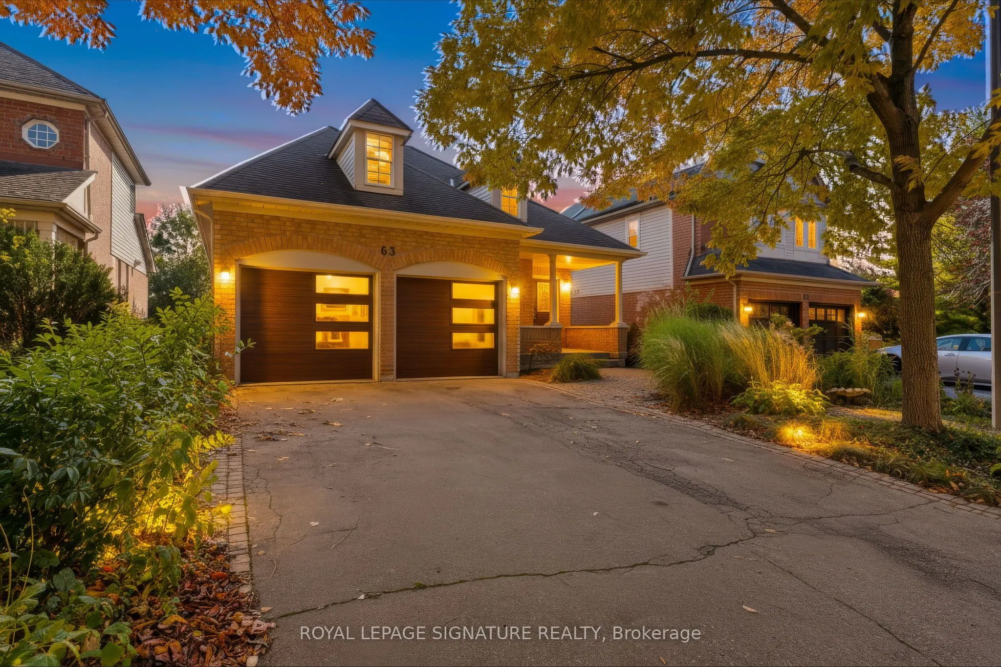 63 Woodroof Crescent