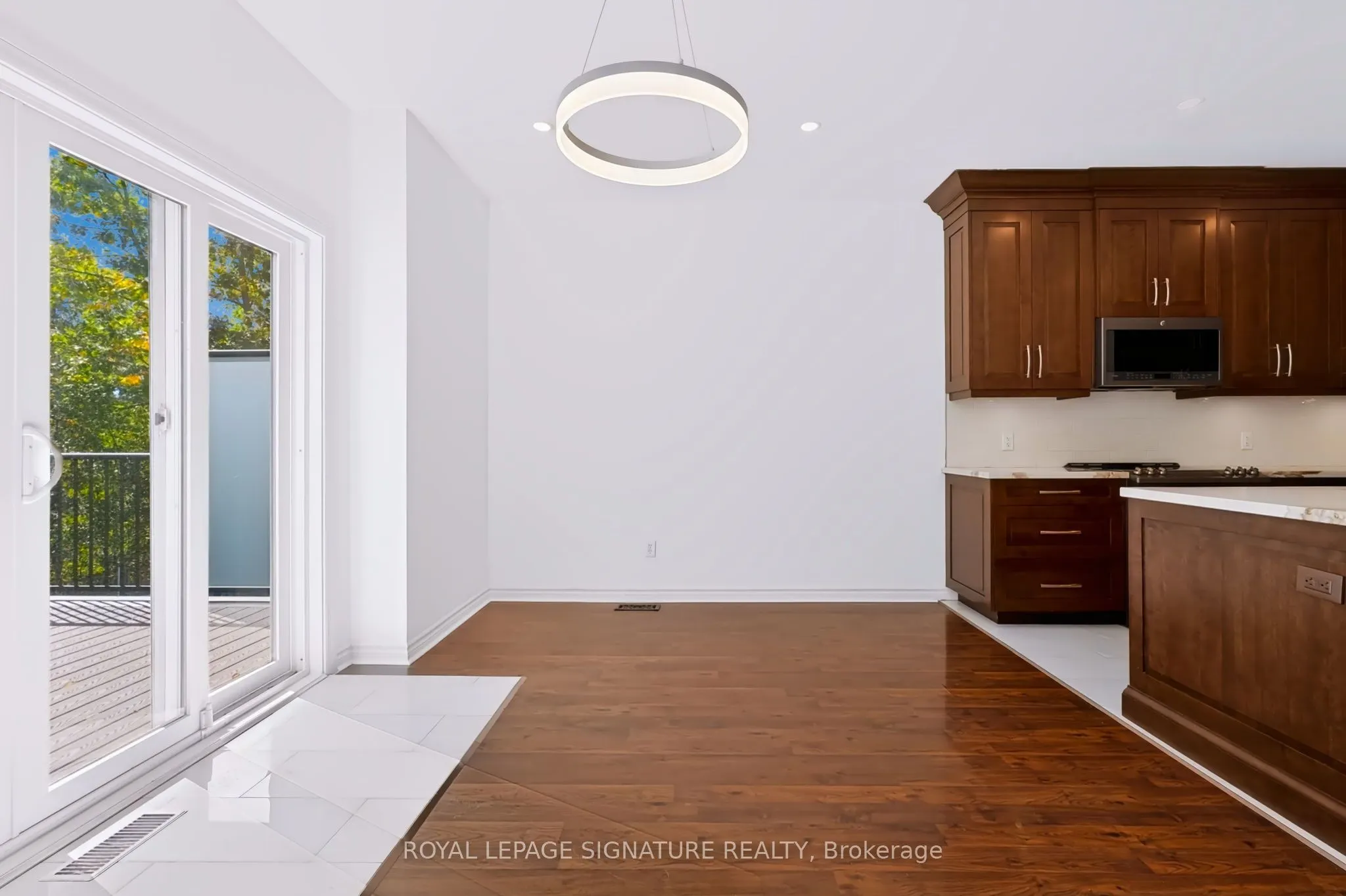 63 Woodroof Crescent